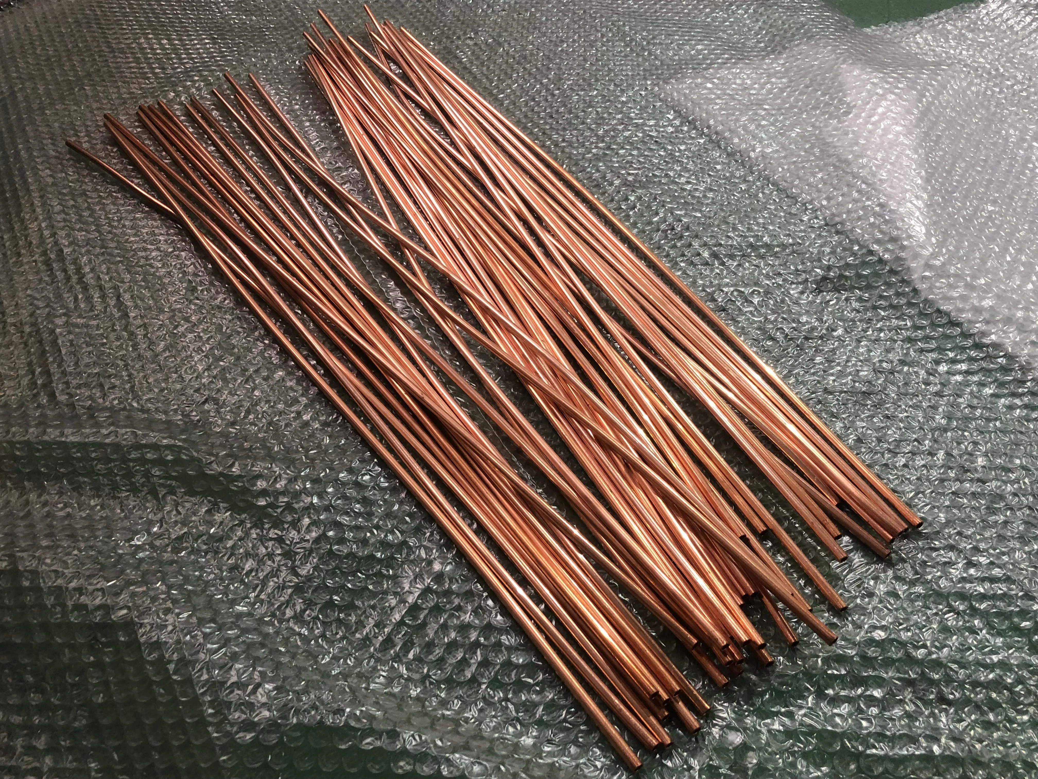 銅丸棒パイプ 39個 /長さ700ｍｍ / 39個 /長さ700ｍｍ TJ240161