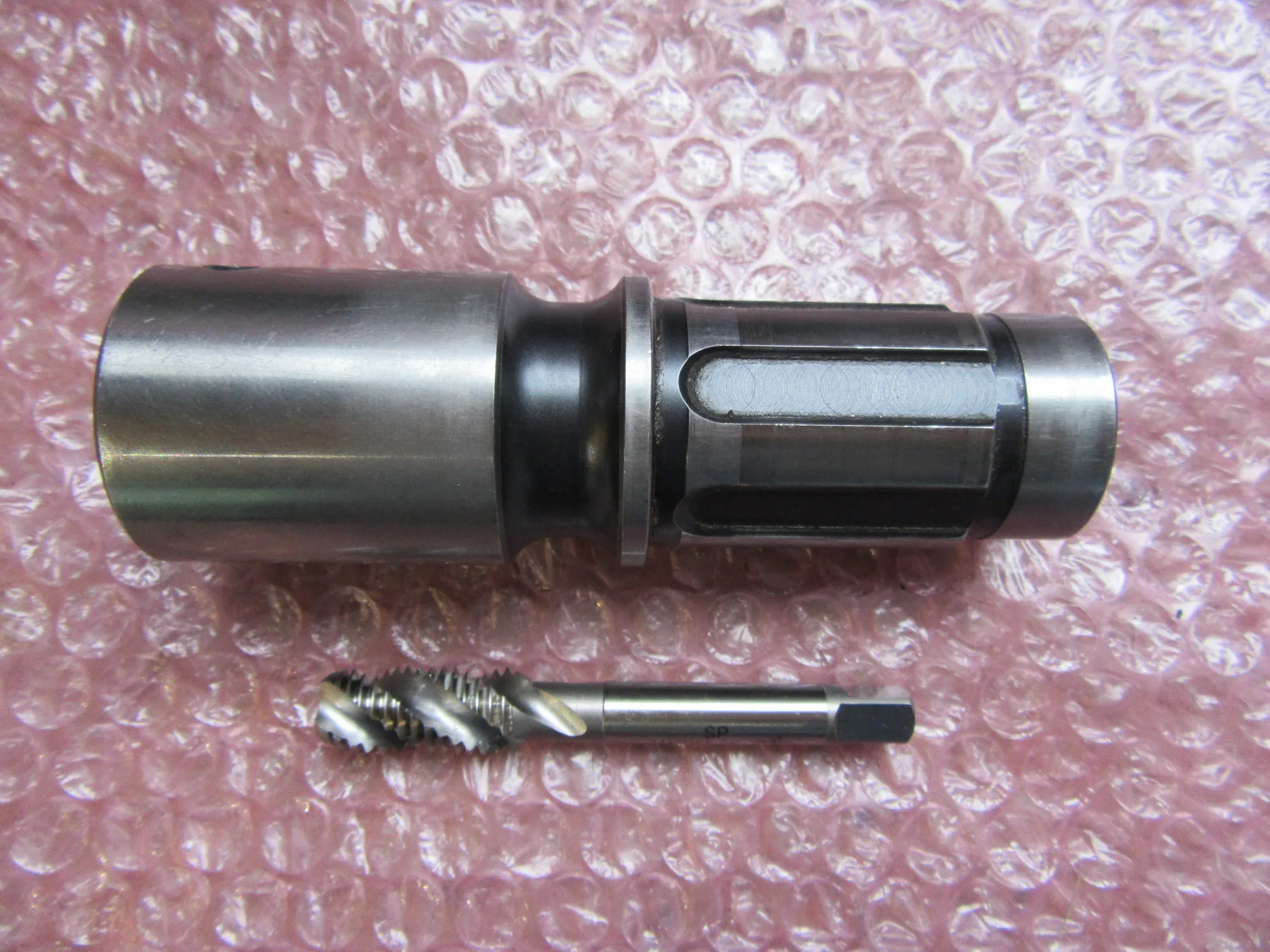 大昭和精機 BIG タップホルダ T33-M12 / BIG DAISHOWA T33-M12 TJ240275