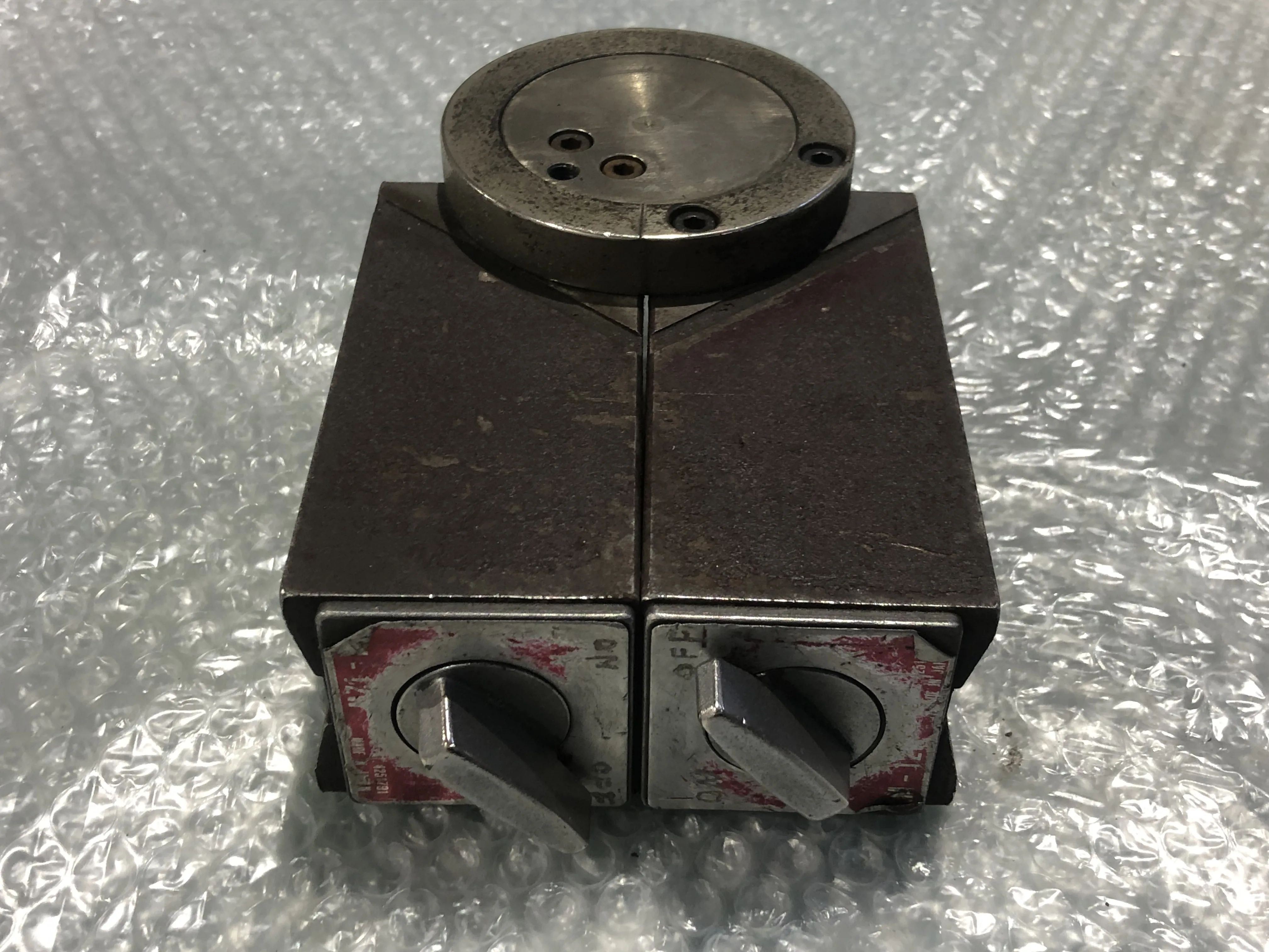 カネテック マグネットホルダー KM-12W / KANETEC KM-12W TJ250003