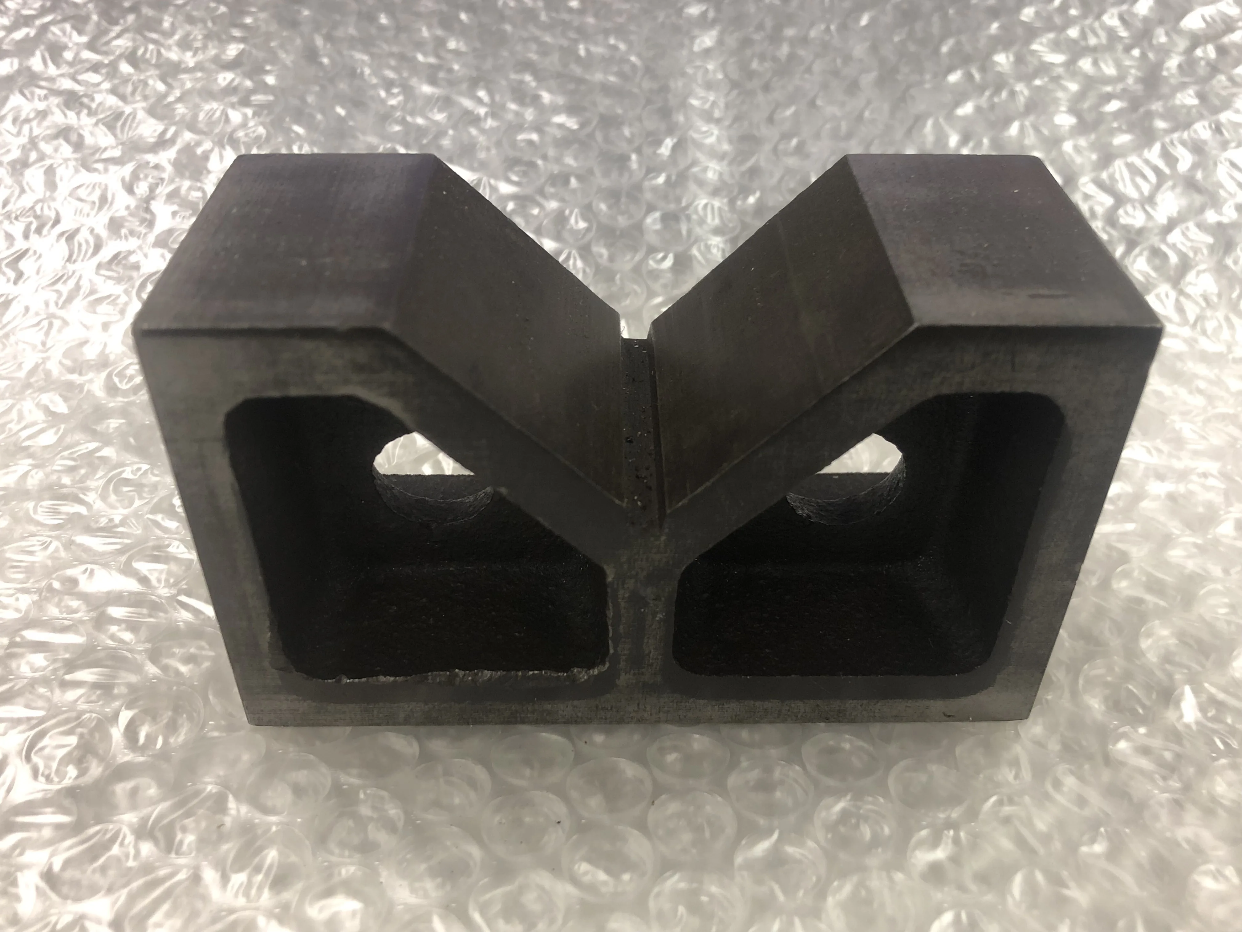 Vブロック W102xD42xH62mm / W102xD42xH62mm TJ250060