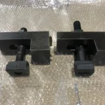 クランプ2個 サイズ：70x150x70(mm) / サイズ：70x150x70(mm) TJ250345