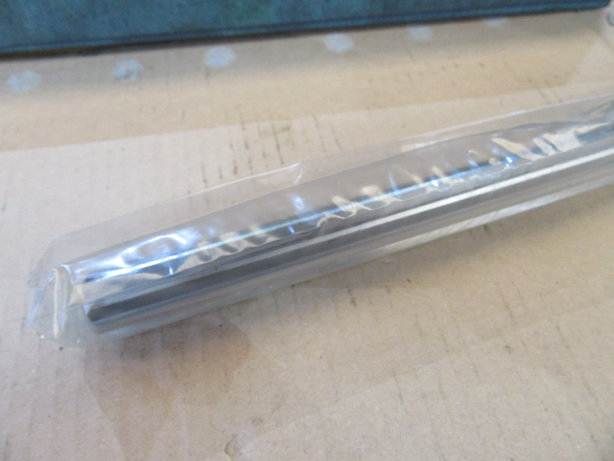 栄工舎 ロングマシンリーマ SKH51(21x200x350xMT2) / EIKOSHA Long Machine Reamer SKH51(21x200x350xMT2) TL220047