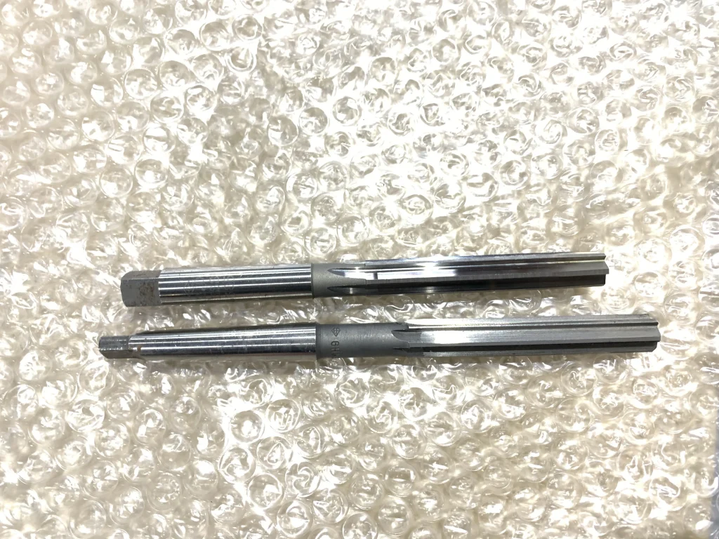マシンリーマ 12m/m MT1-SKH9 12 HSS(01-385) ２個 / Machine Reamer 12m/m MT1-SKH9 12 HSS(01-385) ２個 TL230004