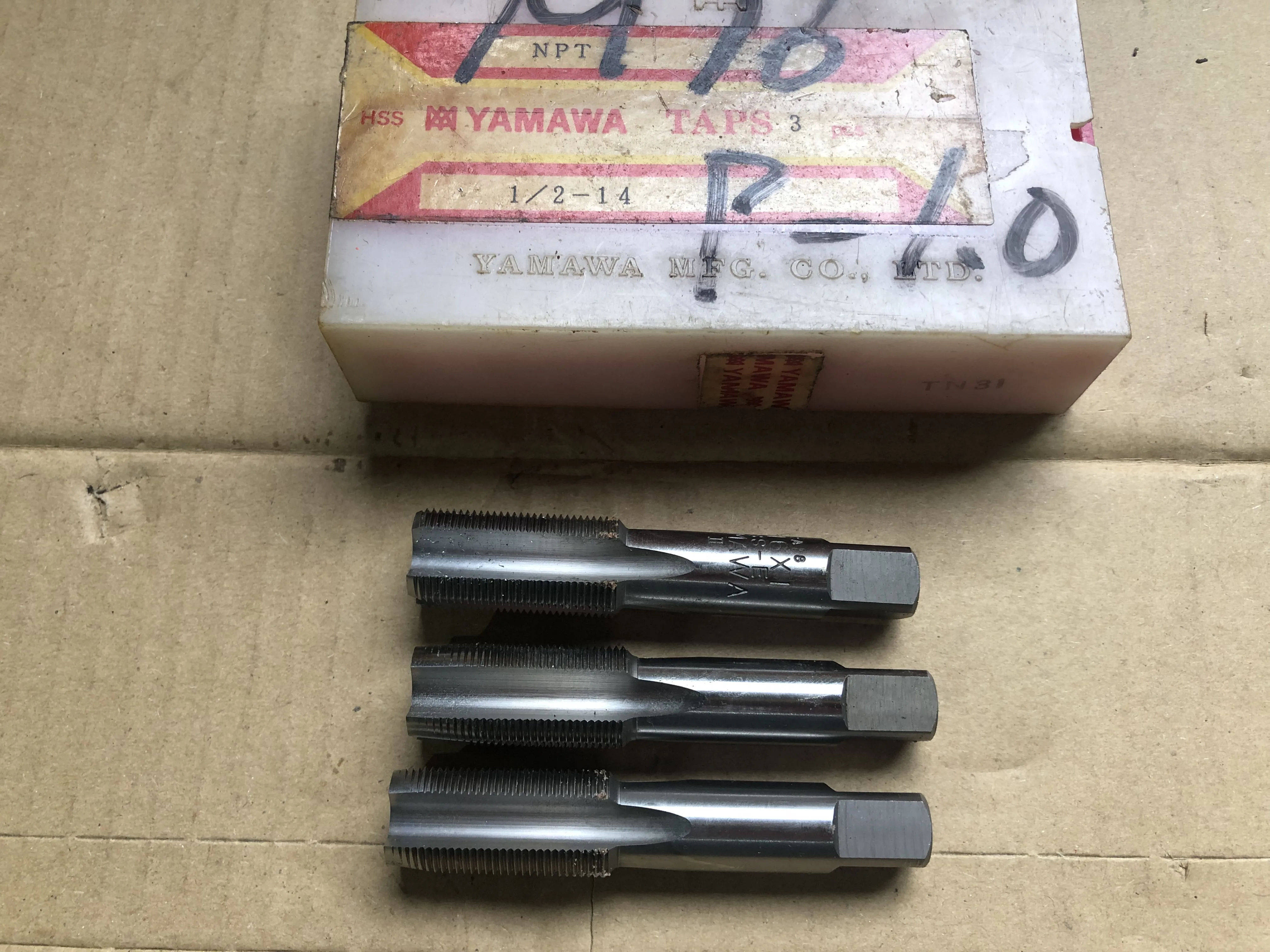 彌満和製作所 YAMAWA ハンドタップ3本 M16x1 II HSS-E / YAMAWA MFG M16x1 II HSS-E TL250065