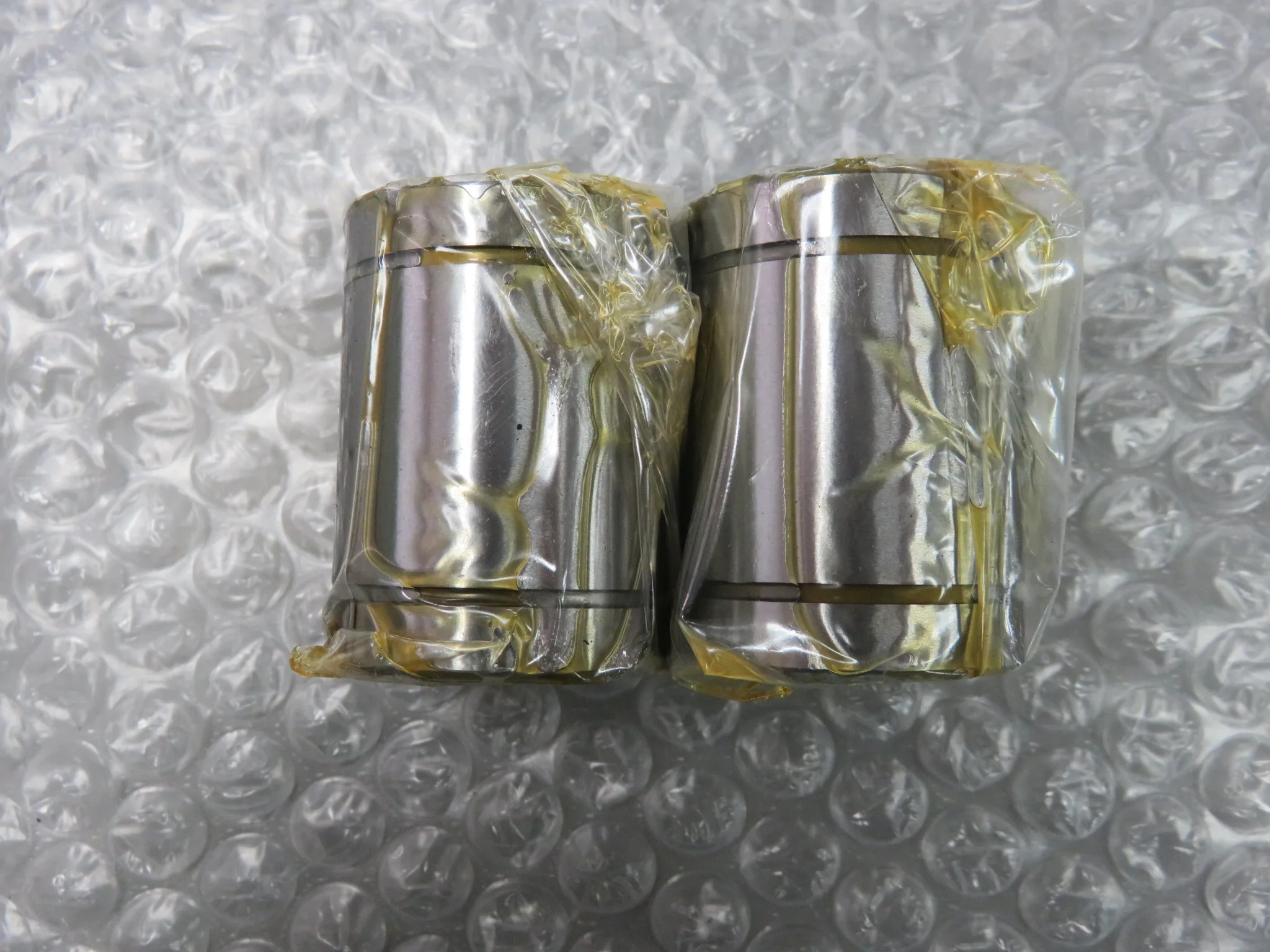 THK/ティーエイチケー リニアブッシュ LM20UU / THK Linear Bush LM20UU