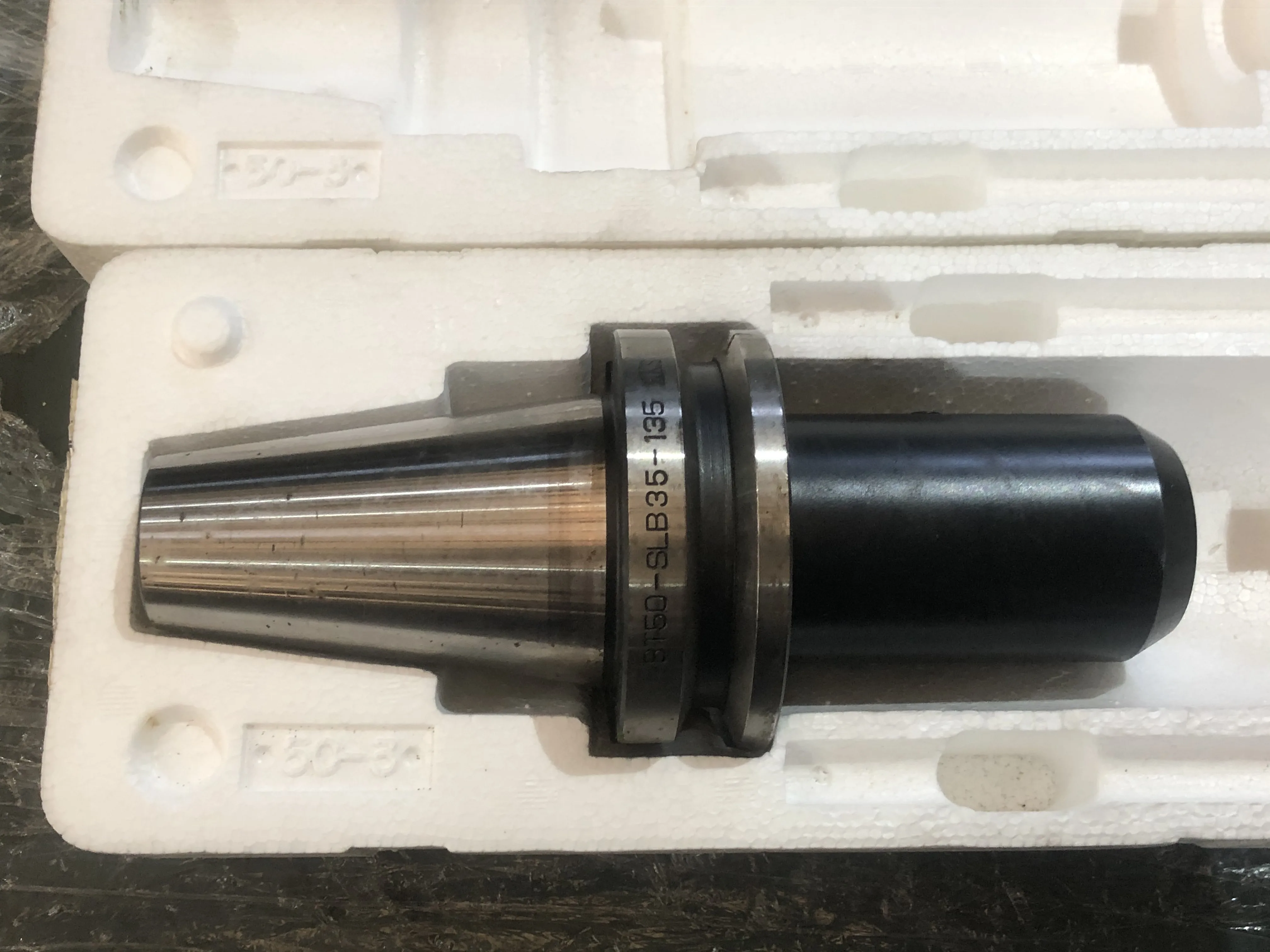 黒田精工 KKS BT50 BT50-SLB35-135 / KURODA PRECISION INDUSTRIES BT50 Side Lock Holder BT50-SLB35-135