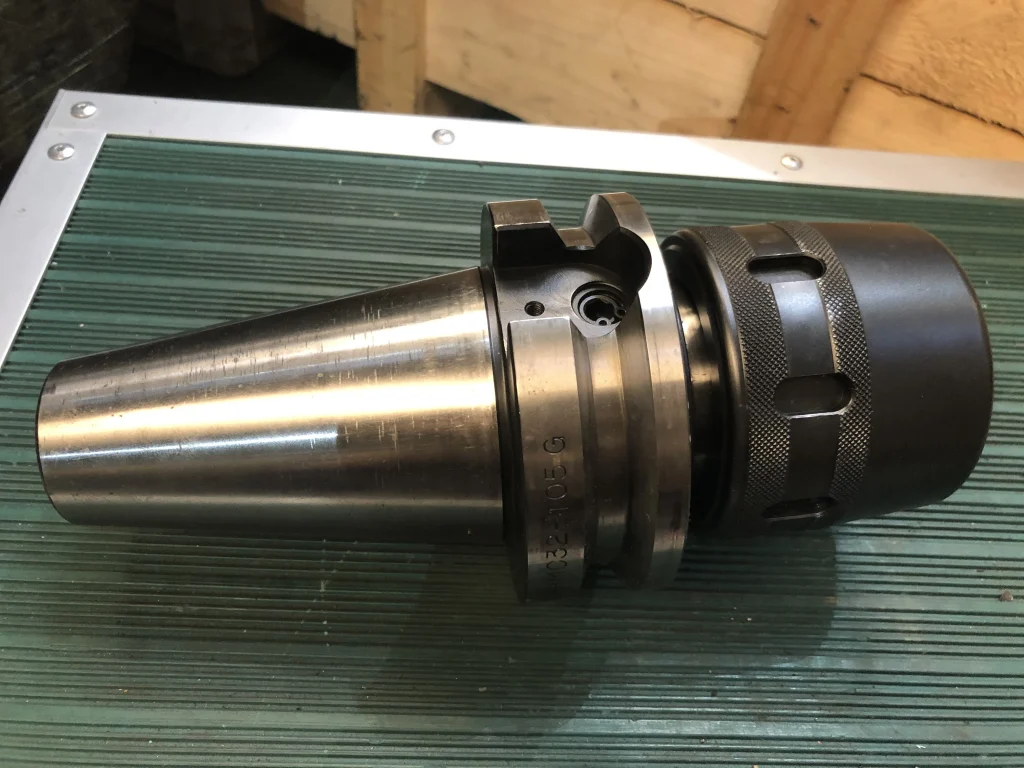 大昭和精機 BIG BT50 BT50-HMC32-105G / BIG DAISHOWA BT50 New High Power Milling Chuck BT50-HMC32-105G