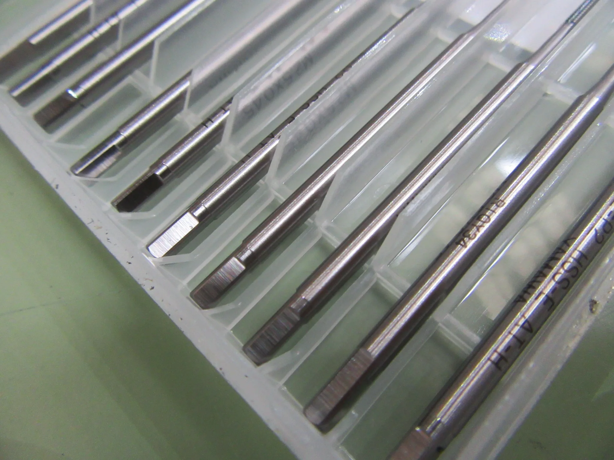彌満和製作所 YAMAWA タップ M2.5X0.45(0.7P) / YAMAWA MFG Hand Tap M2.5X0.45(0.7P) TM220094