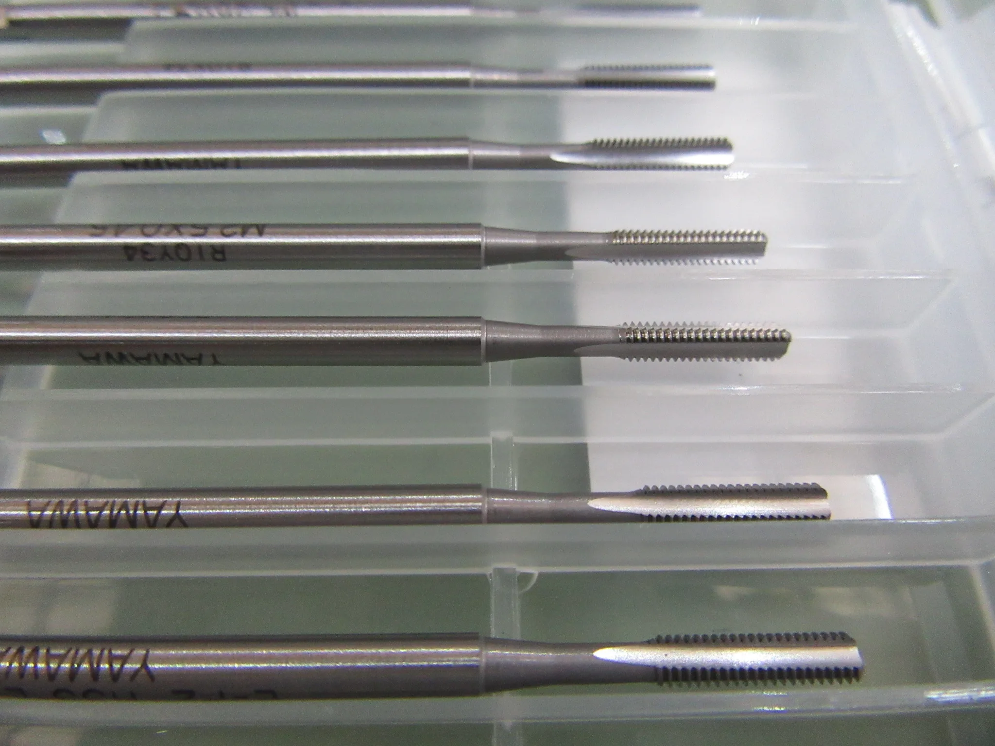 彌満和製作所 YAMAWA タップ M2.5X0.45(0.7P) / YAMAWA MFG Hand Tap M2.5X0.45(0.7P) TM220095