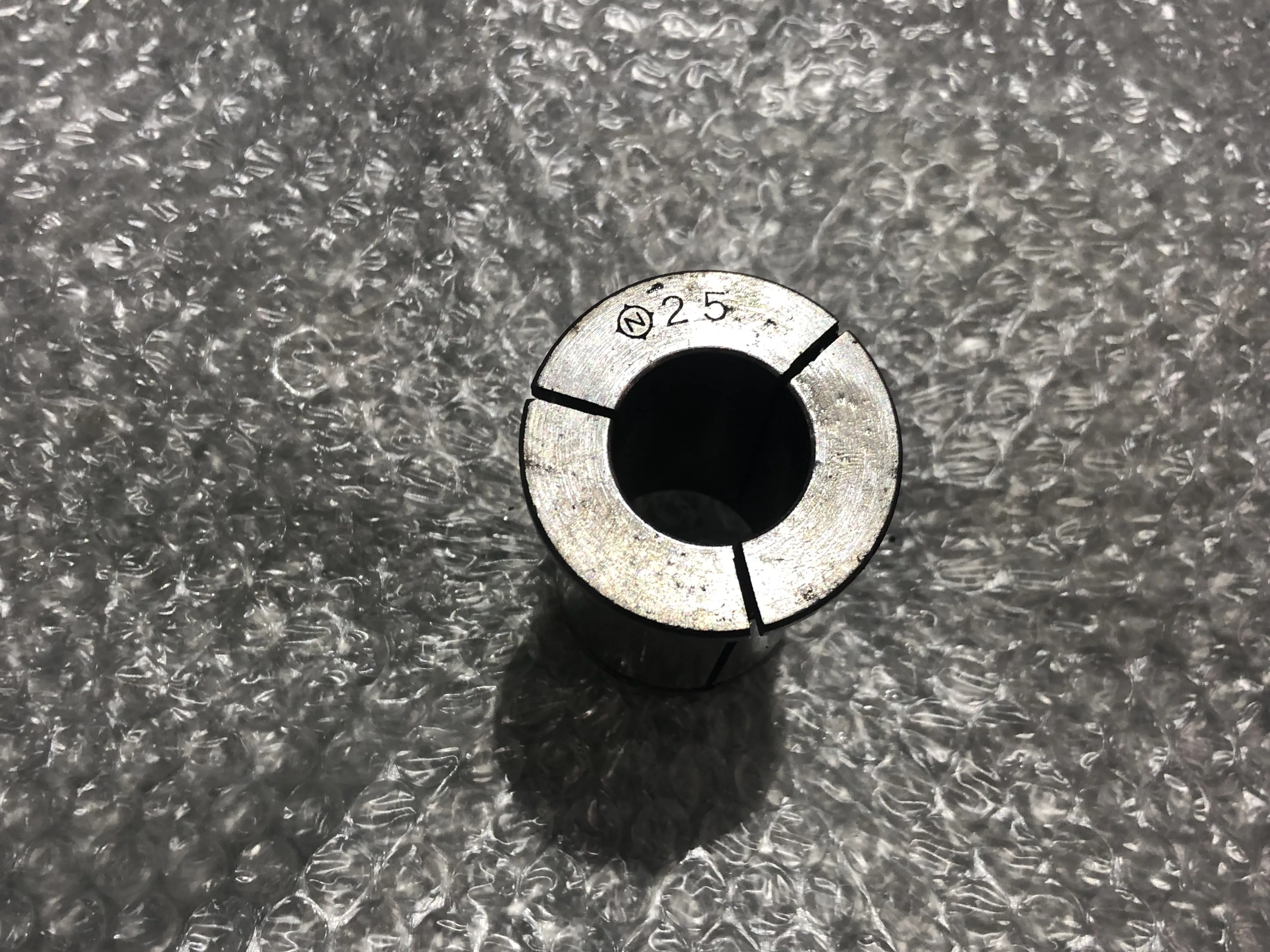 日研工作所 ストレートコレット 外径42 内径25 / NIKKEN KOSAKUSHO WORKS 外径42 内径25 TN250145
