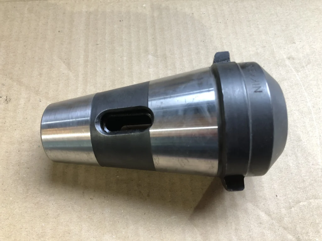 日研工作所 クイックチェンジ用テーパスリーブ TT45-MT2 / NIKKEN KOSAKUSHO WORKS TT45-MT2 TO240017