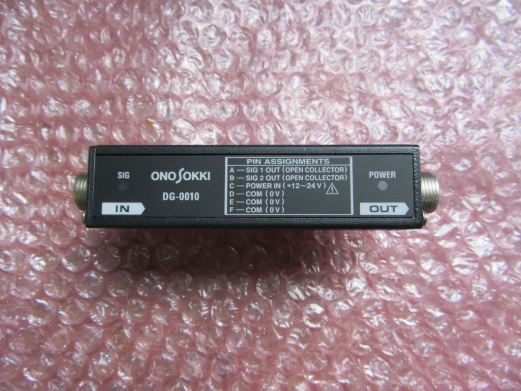 小野測器 ゲージセンサ用 出力信号変換ボックス DG-0010 / ONO SOKKI Signal conversion box for linear gauge sensor DG-0010 TP230078