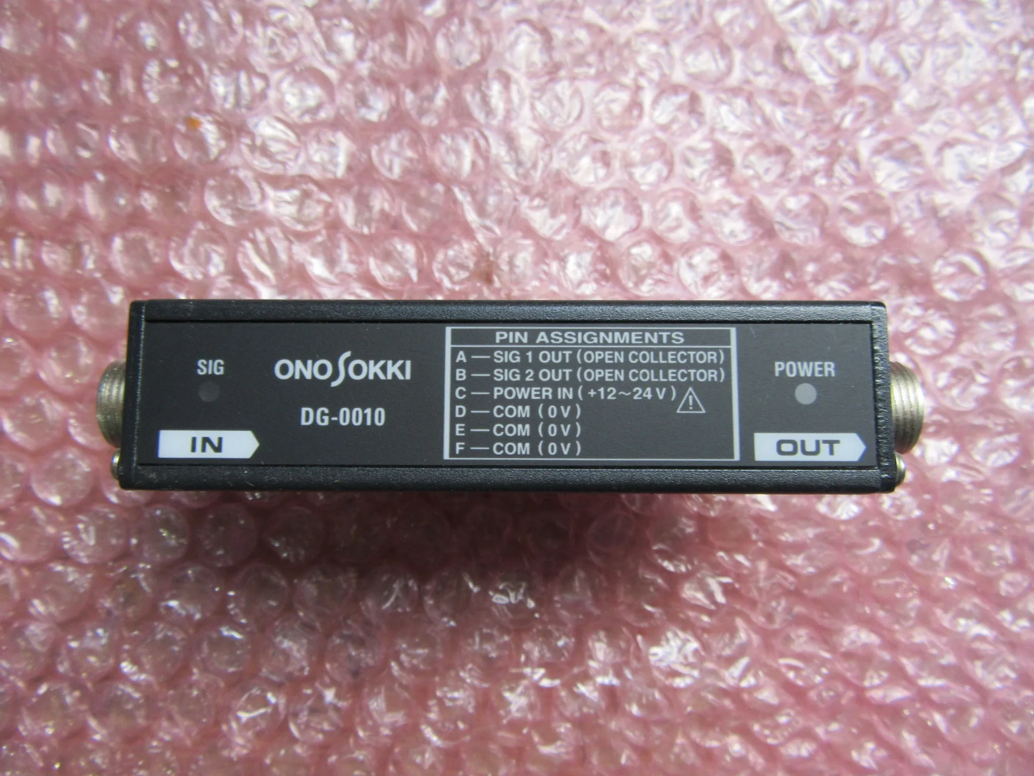 小野測器 ゲージセンサ用 出力信号変換ボックス DG-0010 / ONO SOKKI Signal conversion box for linear gauge sensor DG-0010 TP230080