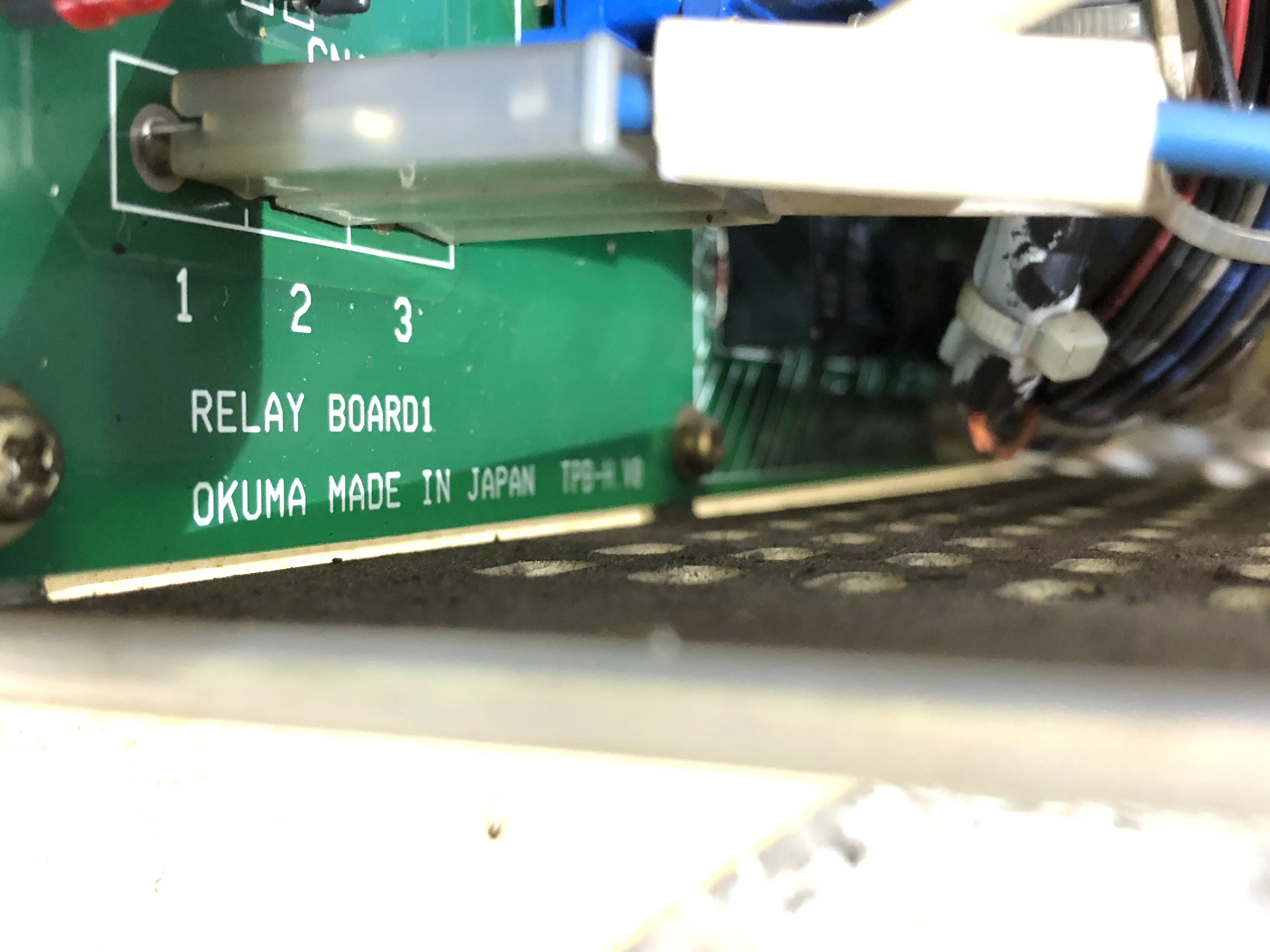 オークマ リレーボード E4809-770-032-3 / OKUMA Relay Board E4809-770-032-3 TP230213