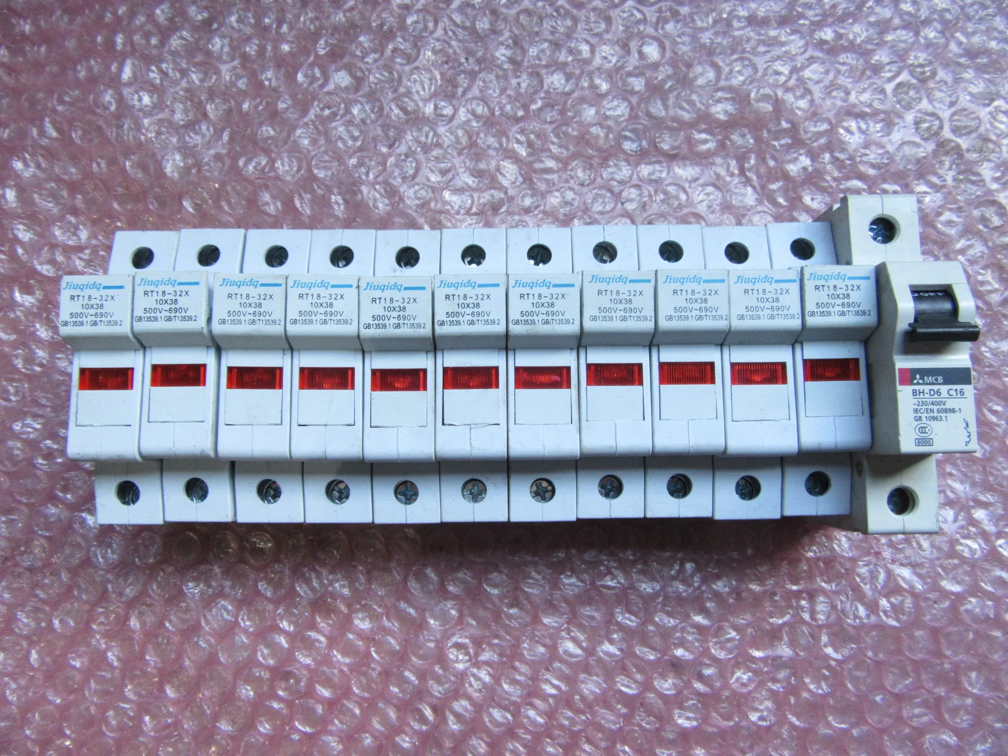 三菱マテリアル ブレーカー BH-D6 C16,RT18-32X / MITSUBISHI MATERIALS BH-D6 C16,RT18-32X TP250016