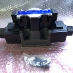 油研工業 電磁切換弁 DSG-03-3C40-A100-50 / YUKEN KOUGYO DSG-03-3C40-A100-50 TP250030