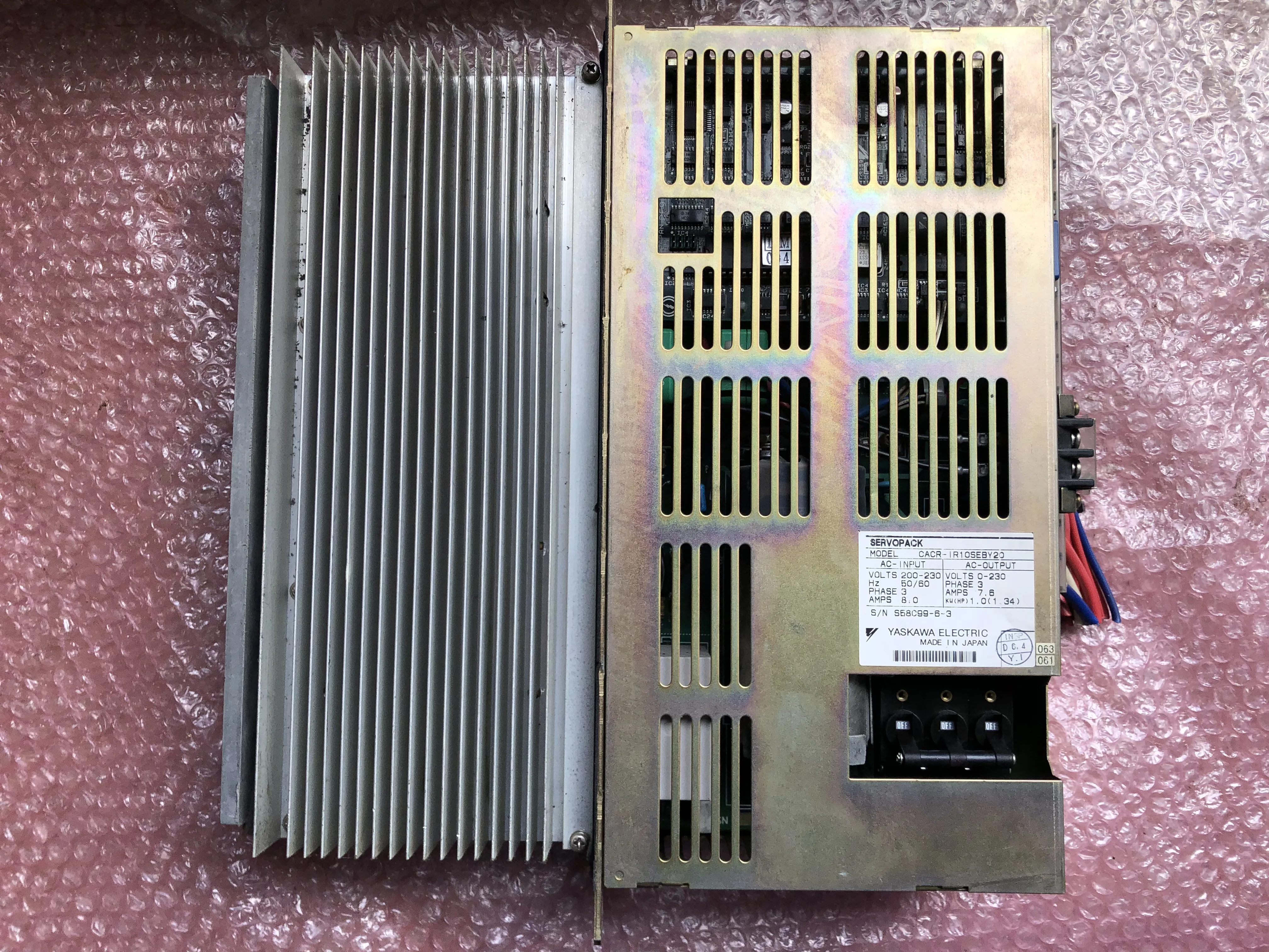 安川電機 サーボパック CACR-IR10SEBY20 / YASKAWA ELECTRIC CACR-IR10SEBY20 TP250056