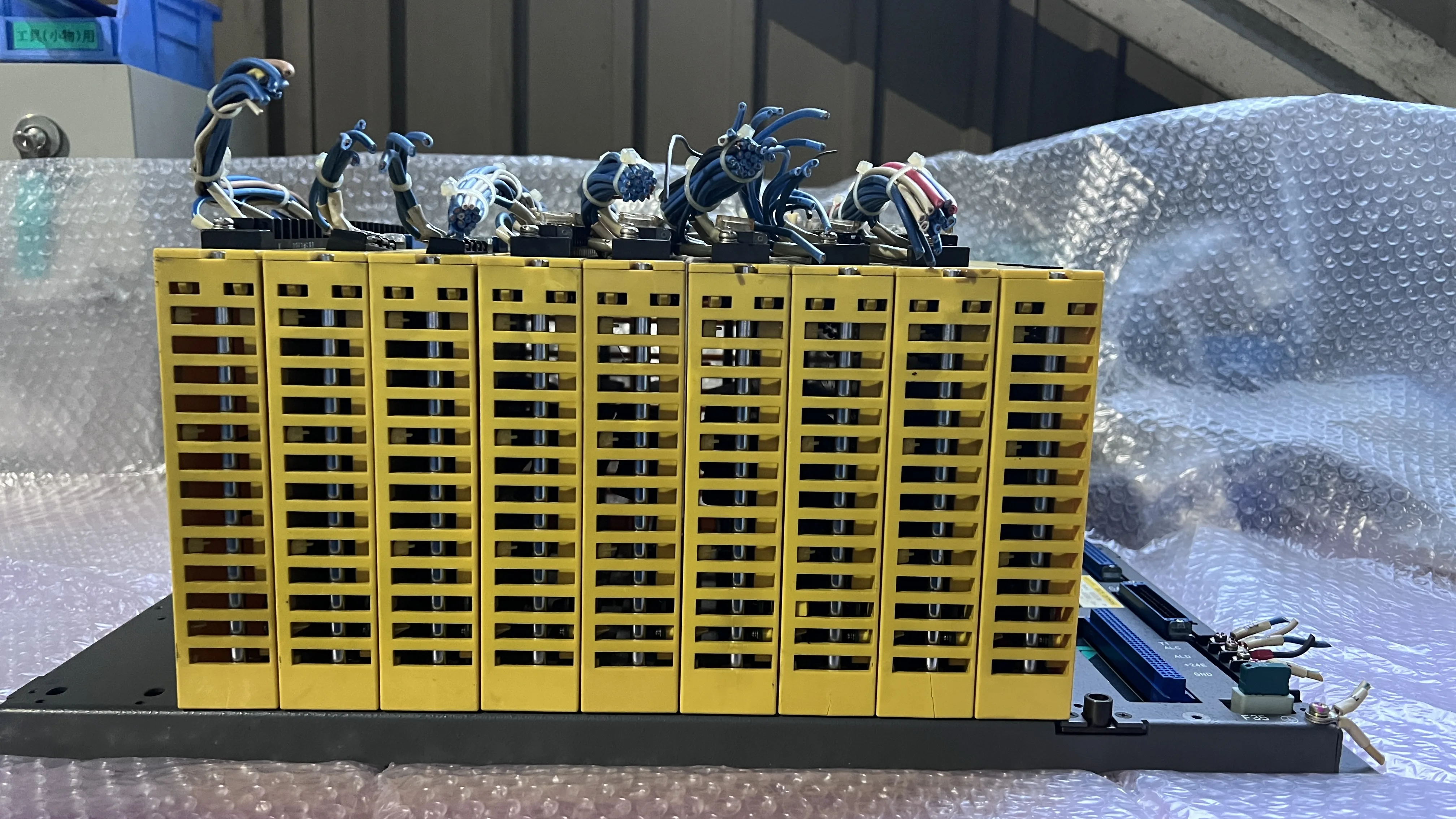 ファナック I/Oベースユニット A03B-0801-C013 / FANUC A03B-0801-C013 TP250116
