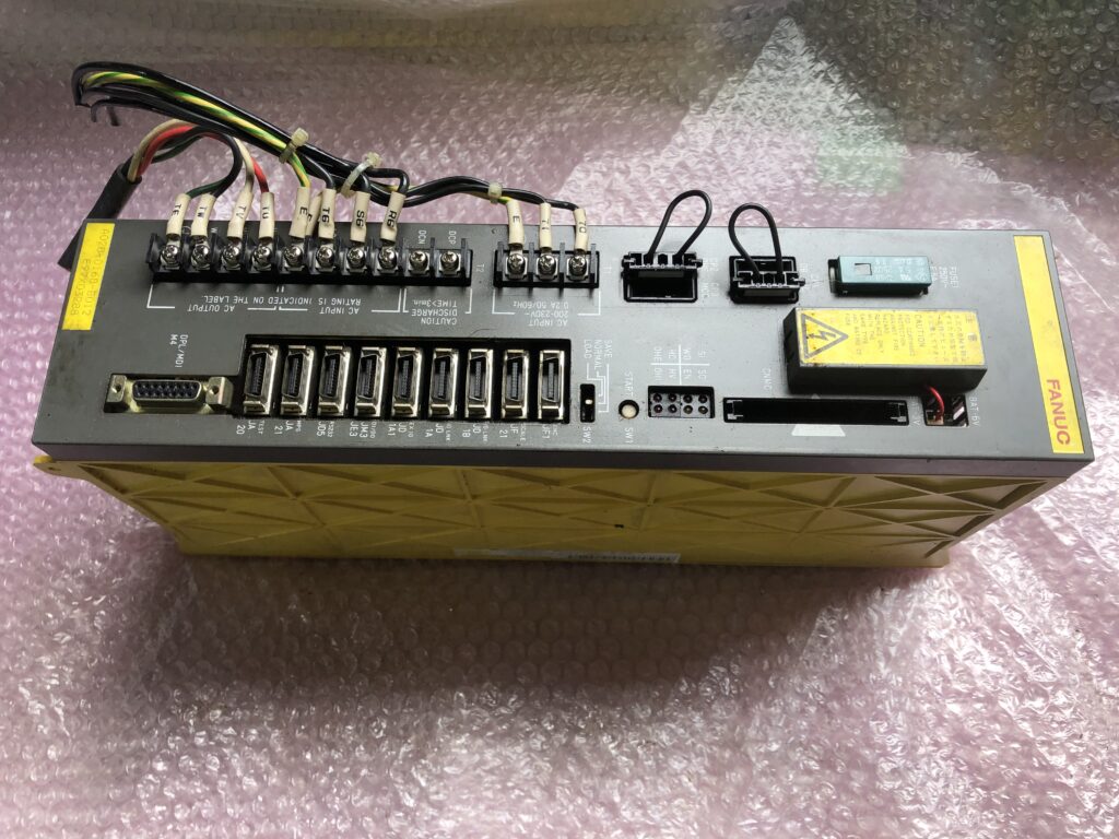サーボアンプ