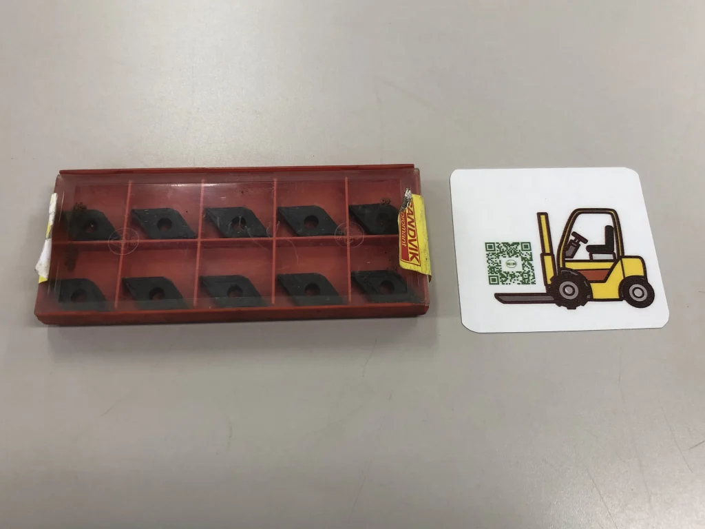 SANDVIK/サンドビック チップ DNMG 15 04 04-MF（DNMF 431-MF）4025P25K20 / SANDVIK Insert DNMG 15 04 04-MF（DNMF 431-MF）4025P25K20 TQ210017