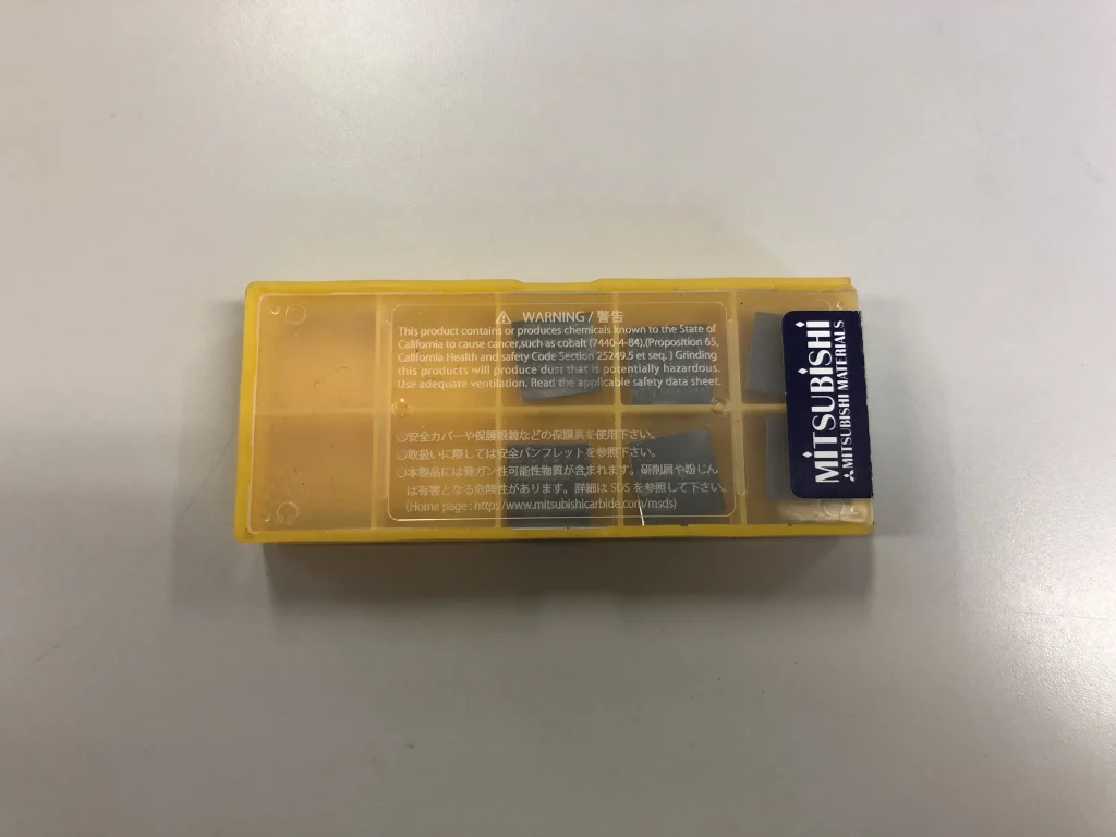 三菱マテリアル チップ SPMN120304T SPMN421T NX2525 / MITSUBISHI MATERIALS Insert SPMN120304T SPMN421T NX2525 TQ210038