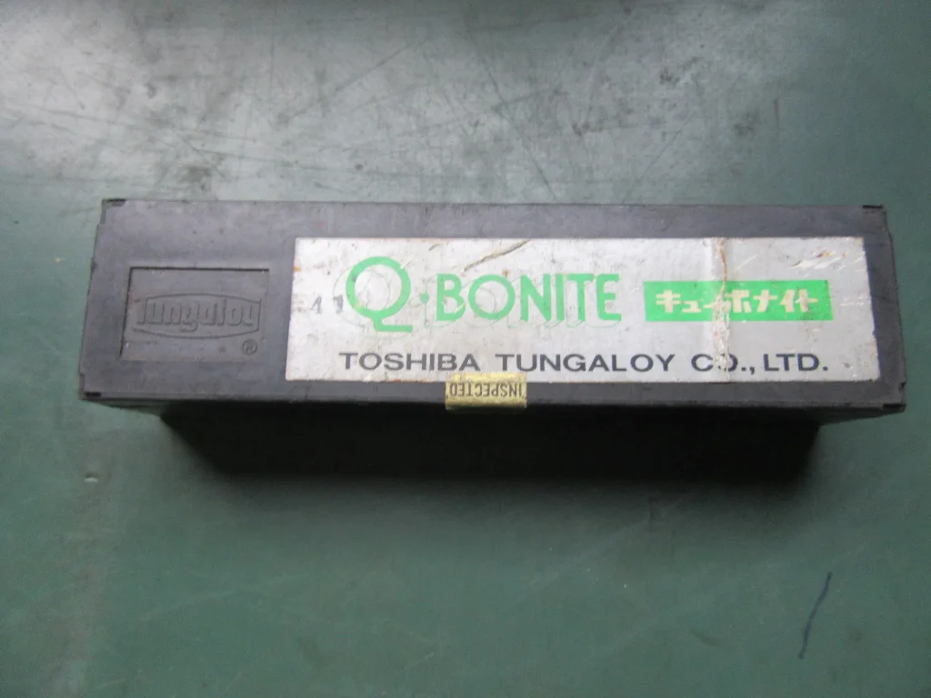 タンガロイ/東芝タンガロイ 刃先交換式バイト/スローアウェイバイトホルダ B33-3 / TUNGALOY Indexable Tool Bit / Indexable Tool Bit Holder B33-3 TQ210073