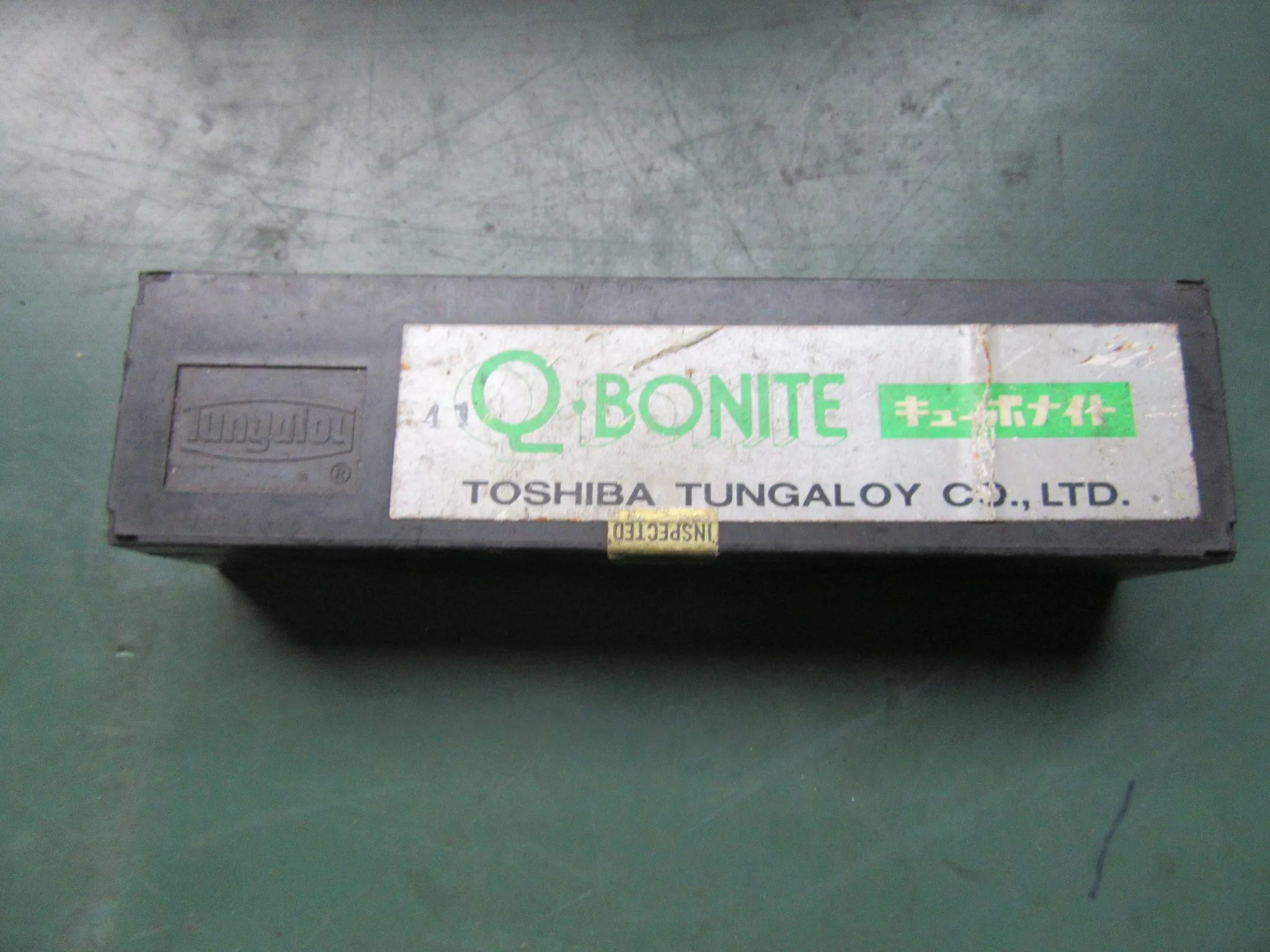 タンガロイ/東芝タンガロイ 刃先交換式バイト/スローアウェイバイトホルダ B33-3 / TUNGALOY Indexable Tool Bit / Indexable Tool Bit Holder B33-3 TQ210073
