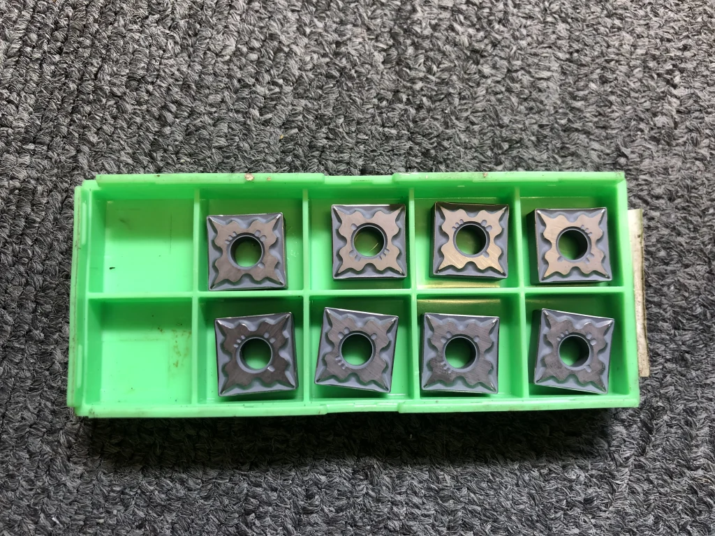 三菱マテリアル チップ SNMG120404-SHNX3035 SNMG431SH / MITSUBISHI MATERIALS Insert SNMG120404-SHNX3035 SNMG431SH TQ220037