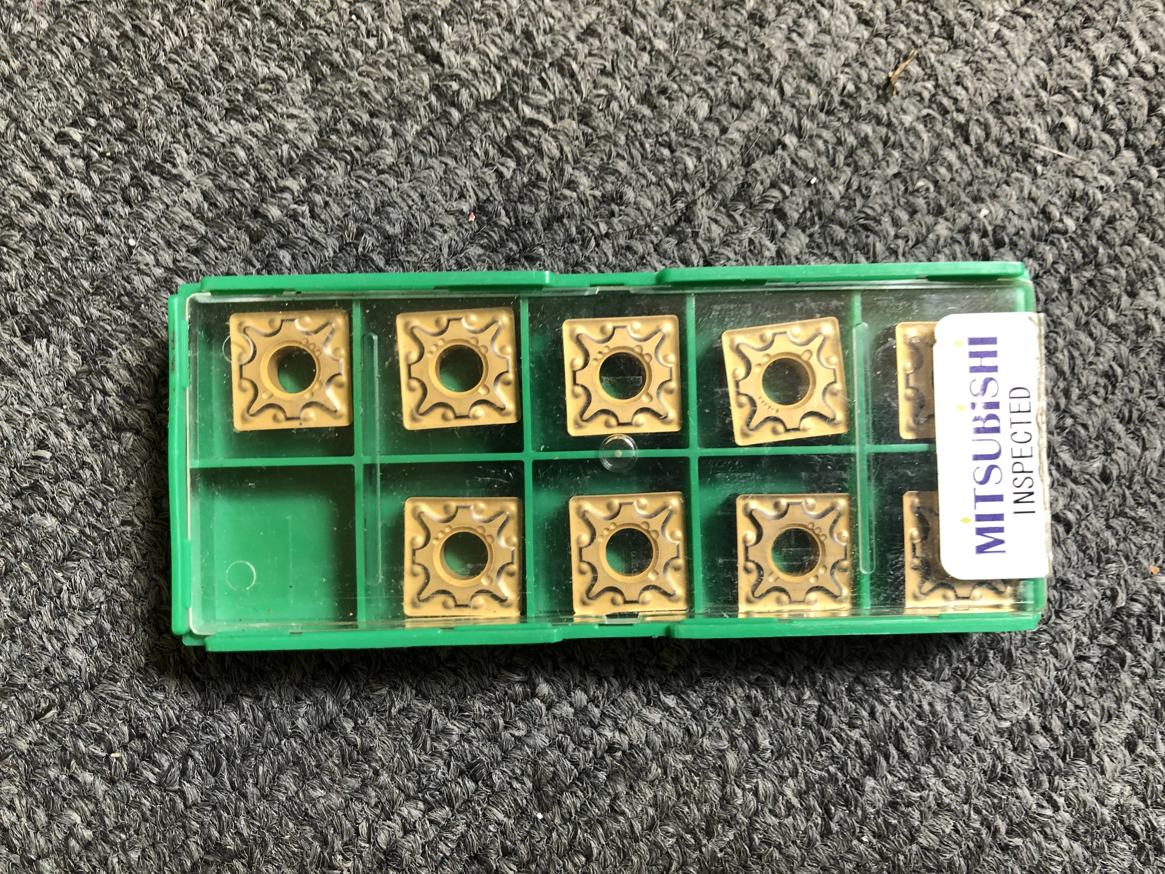 三菱マテリアル チップ SNMG120408-MA MC6025 / MITSUBISHI MATERIALS Insert SNMG120408-MA MC6025 TQ220055