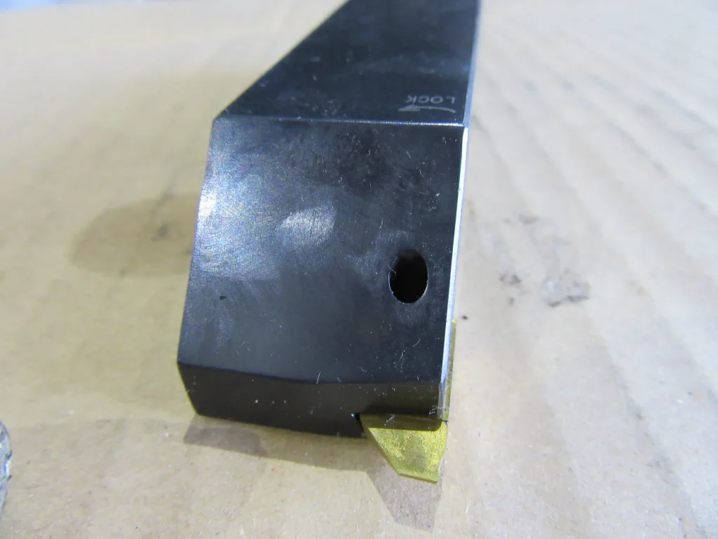 タンガロイ/東芝タンガロイ バイト JSXBR2525K8 / TUNGALOY Turning Tool JSXBR2525K8 TQ220075