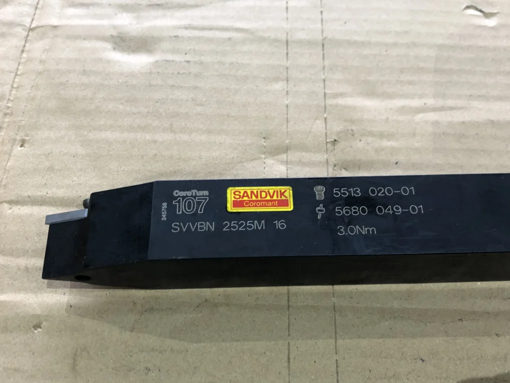 SANDVIK/サンドビック 外径用ホルダー SVVBN2525M16 / SANDVIK External Turning Tool Holder SVVBN2525M16 TQ220094