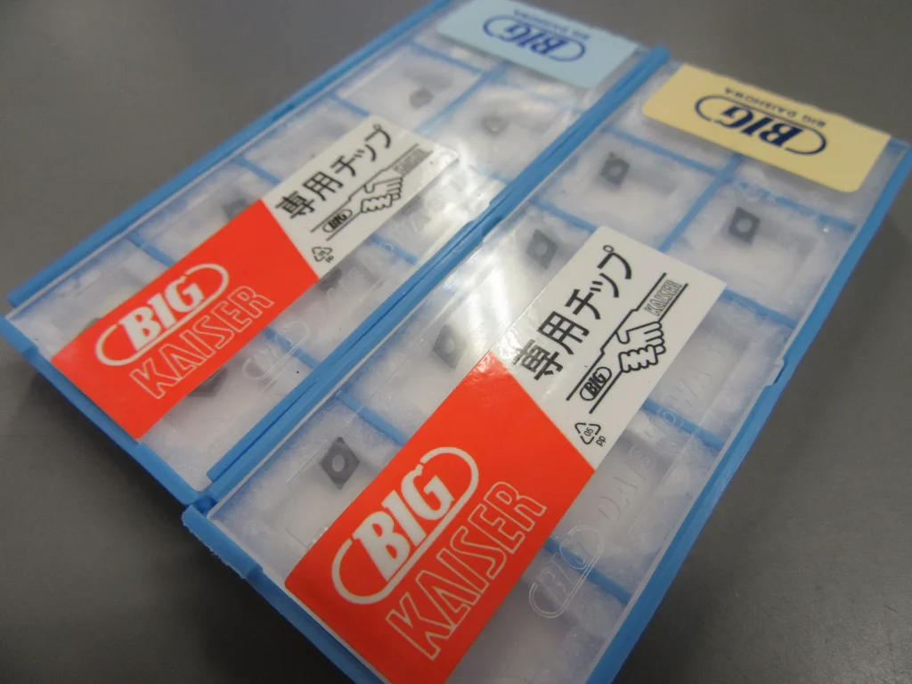 大昭和精機 BIG スローアウェイチップ2個 様々 / BIG DAISHOWA Indexable Insert 2pcs 様々 TQ220168