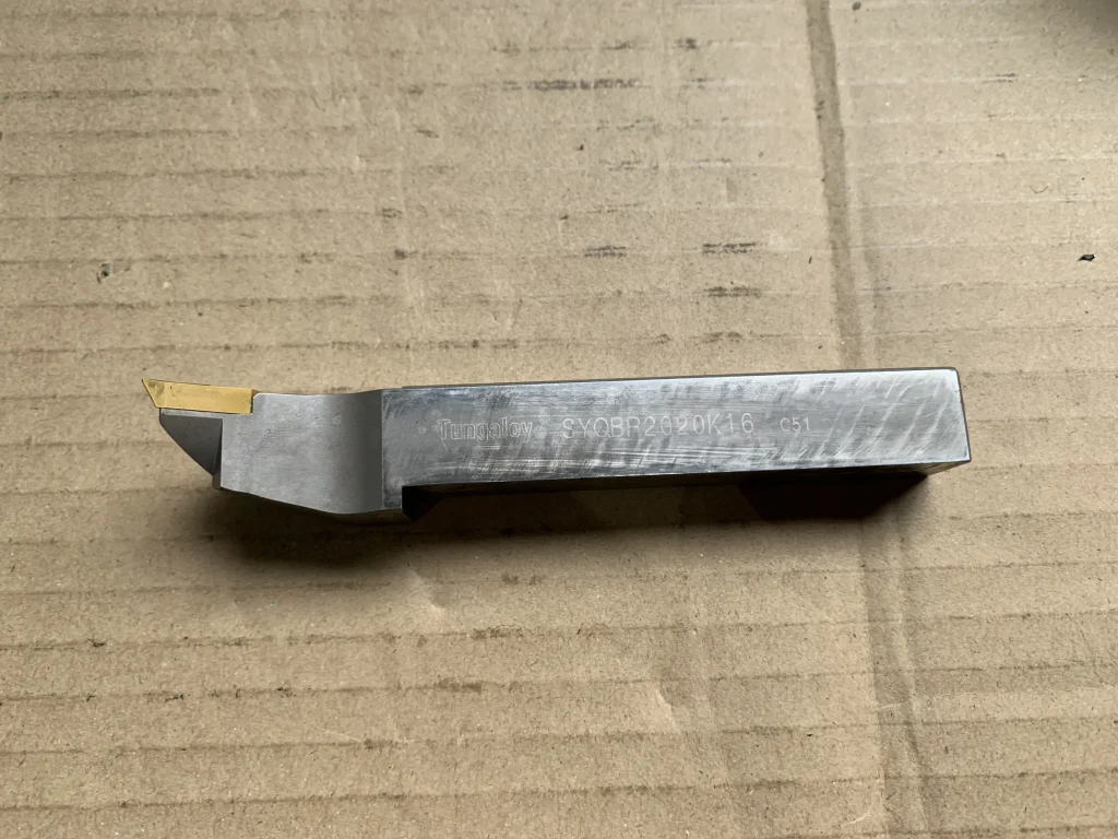 タンガロイ/東芝タンガロイ 外径用ホルダー SYQBR 2020K16 / TUNGALOY External Turning Tool Holder SYQBR 2020K16 TQ220196