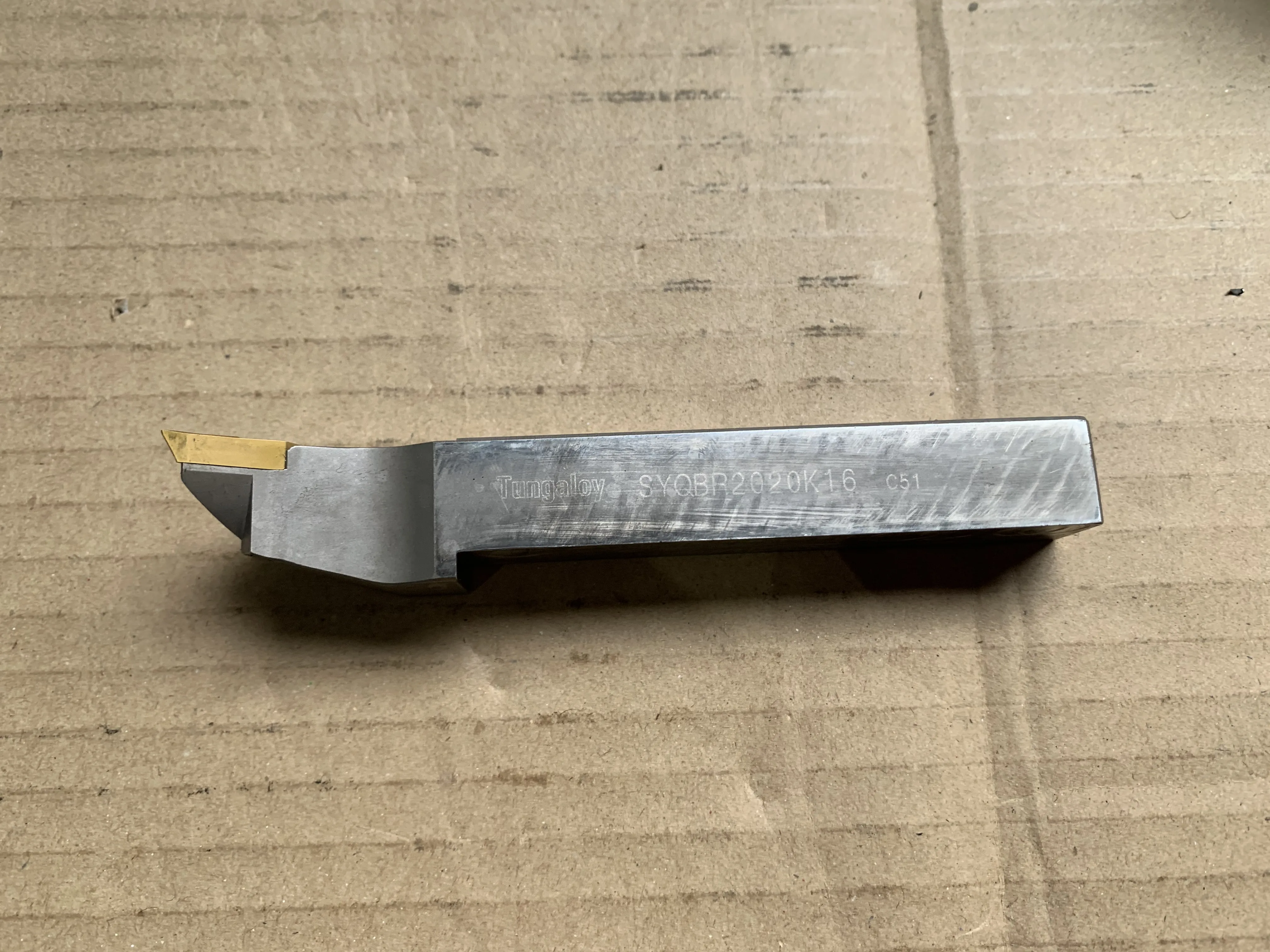 タンガロイ/東芝タンガロイ 外径用ホルダー SYQBR 2020K16 / TUNGALOY External Turning Tool Holder SYQBR 2020K16 TQ220196