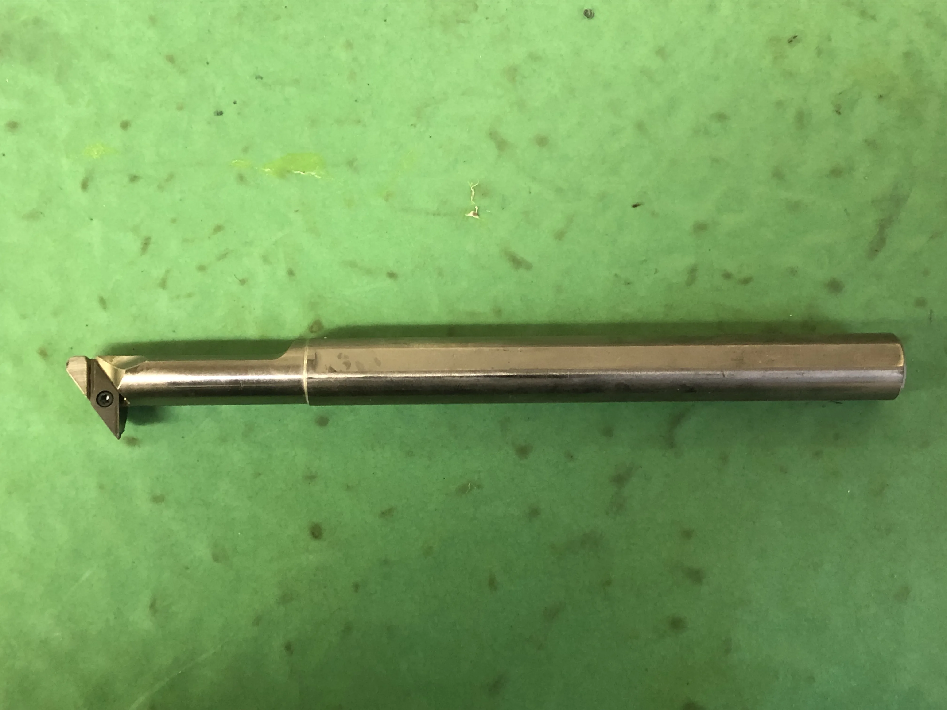 タンガロイ/東芝タンガロイ 内径バイト A160-SVZBR11-D200 / TUNGALOY Internal Turning Tool A160-SVZBR11-D200 TQ230031