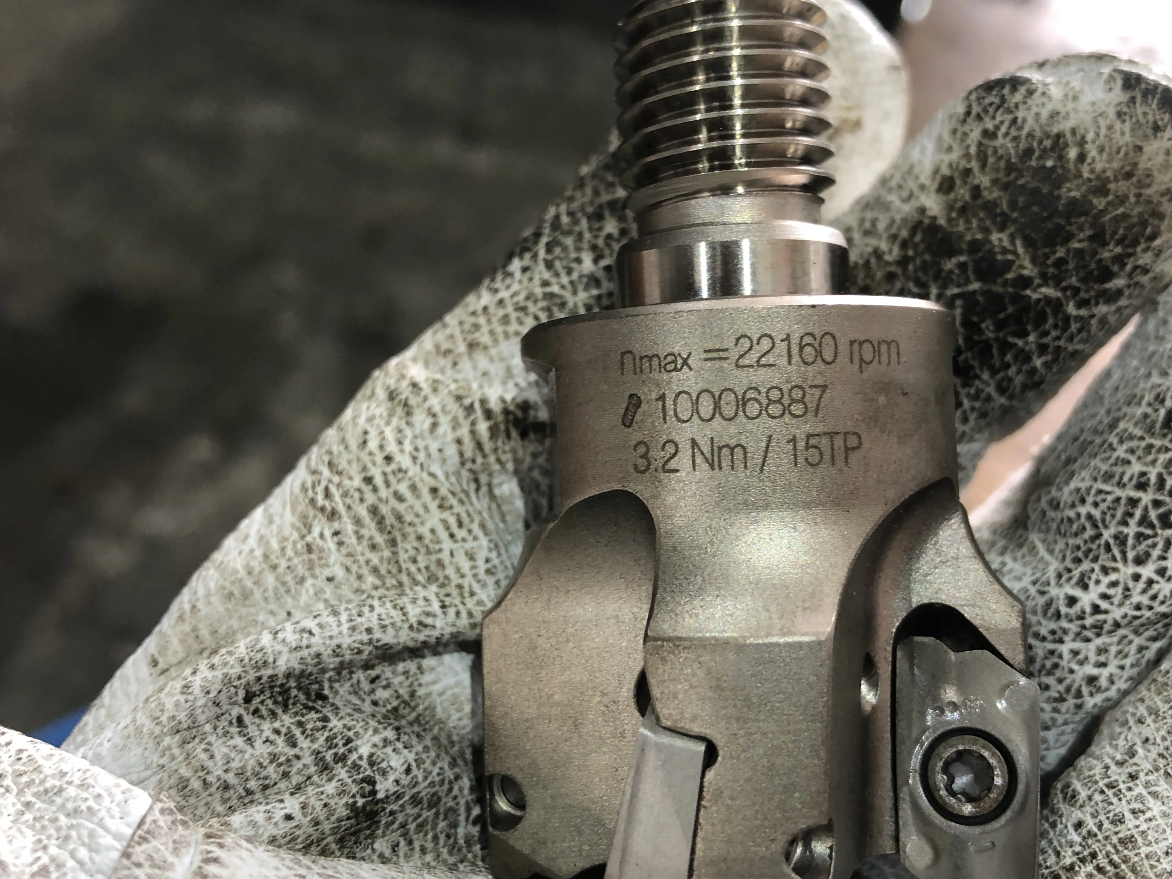 CERATIZIT/セラティジット ねじ込み式エンドミルカッター G211.40.R.04-15 / CERATIZIT Screw-In Milling Cutter G211.40.R.04-15 TQ230068