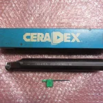 京セラ バイト S32S-PDUNR11-40 / KYOCERA Turning Tool S32S-PDUNR11-40 TQ230084