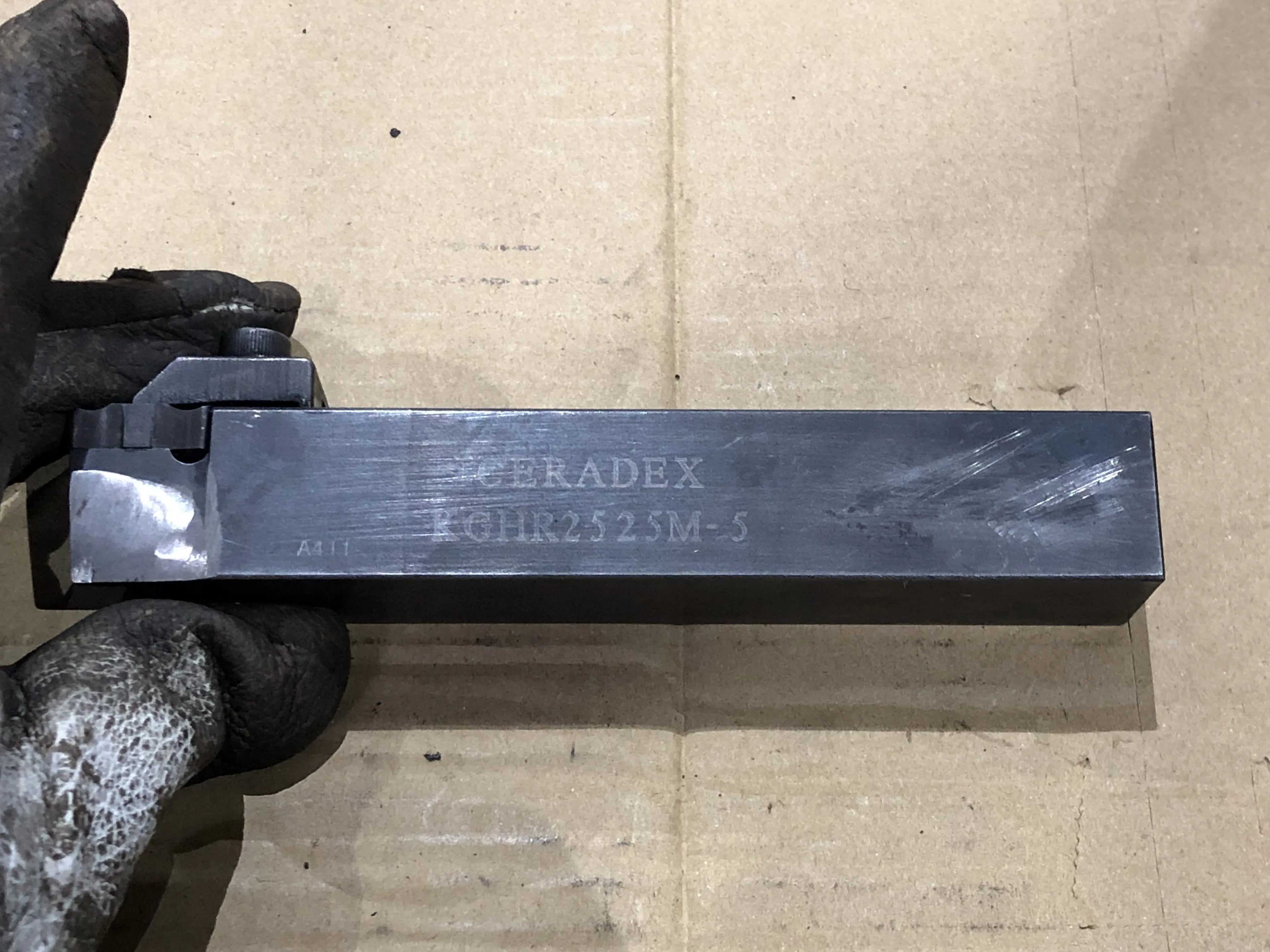 京セラ バイトホルダー2本 KGHR2525M-5+ PRGCL2525M-10 / KYOCERA Turning Tool 2pcs KGHR2525M-5+ PRGCL2525M-10 TQ230089