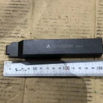 メーカー混在 ホルダー2本 TLHN2525M8+KGAL2525M-4 / MIX Turning Tool Holder 2pcs TLHN2525M8+KGAL2525M-4 TQ230096