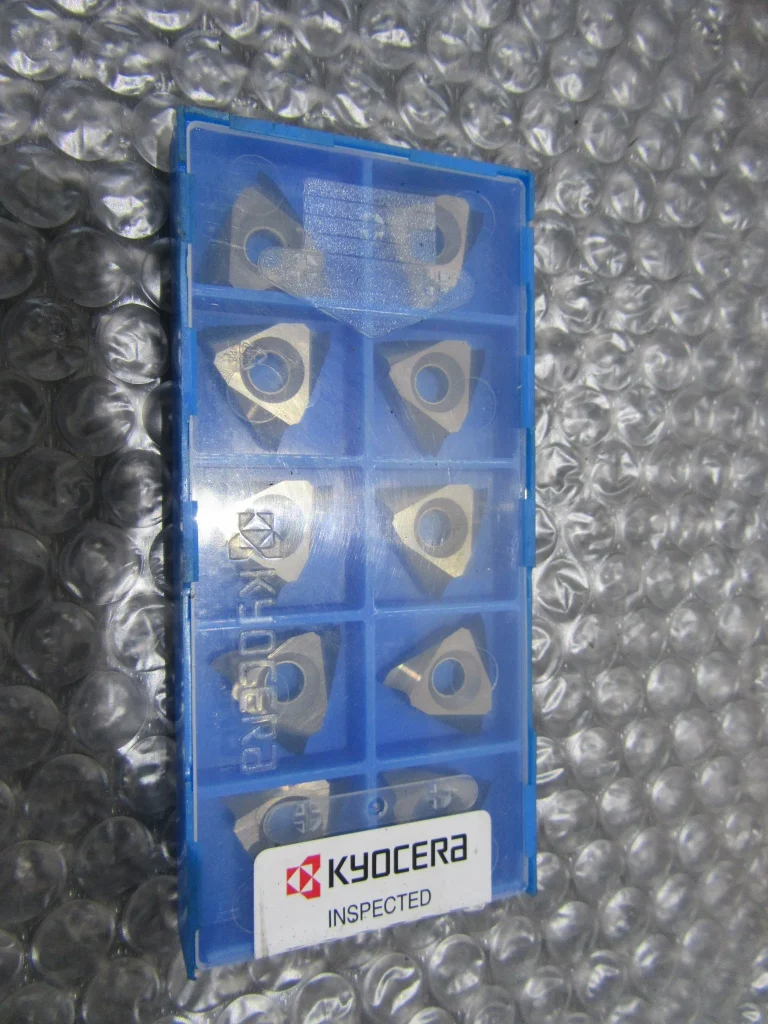 京セラ チップ TT43L6002 TC60M 新品 / KYOCERA Insert TT43L6002 TC60M 新品 TQ230117