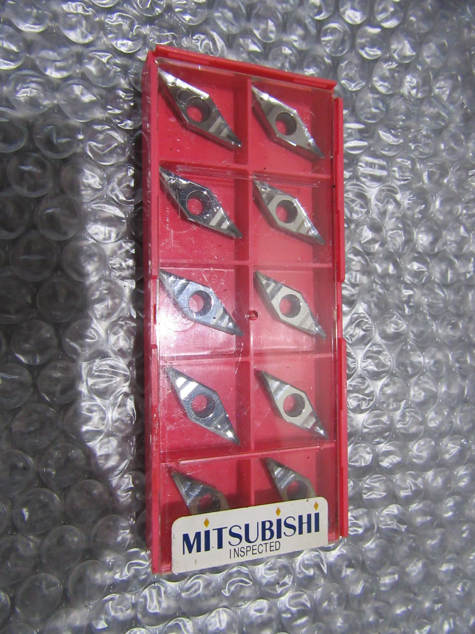 三菱マテリアル チップ VCGT160408-AZ VCGT332AZ HTi10 新品 / MITSUBISHI MATERIALS Insert VCGT160408-AZ VCGT332AZ HTi10 新品 TQ230118