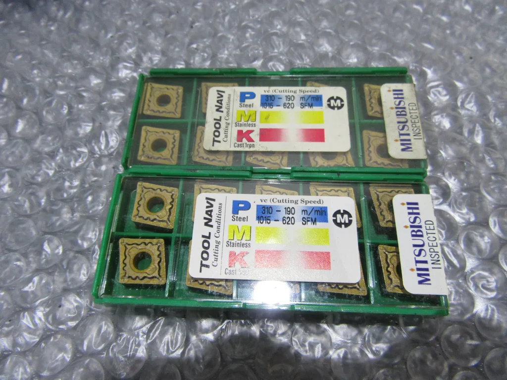 三菱マテリアル チップ CNMG120408-MP CNMG432MP MC6025（２個） / MITSUBISHI MATERIALS Insert CNMG120408-MP CNMG432MP MC6025（２個） TQ230120