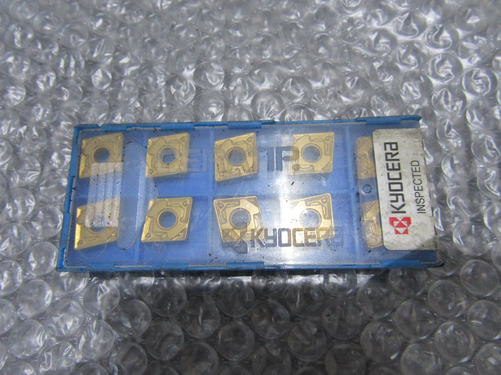 京セラ チップ CNMG120408HS (CA5525) / KYOCERA Insert CNMG120408HS (CA5525) TQ230146