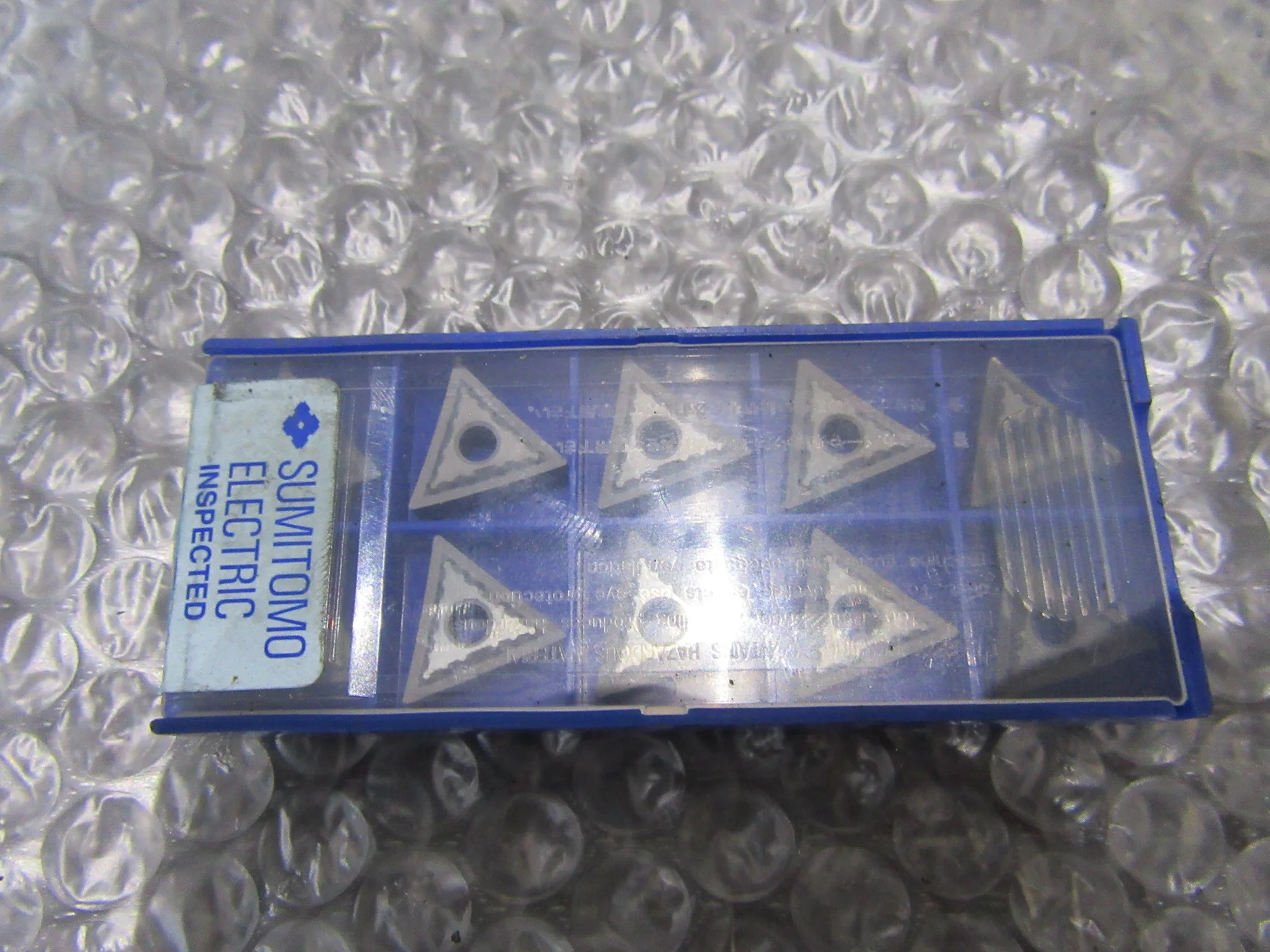 住友電工ハードメタル チップ TNMG331EUP G10E(TNMG160404N-UP) / SUMITOMO ELECTRIC HARDMETAL Insert TNMG331EUP G10E(TNMG160404N-UP) TQ230148
