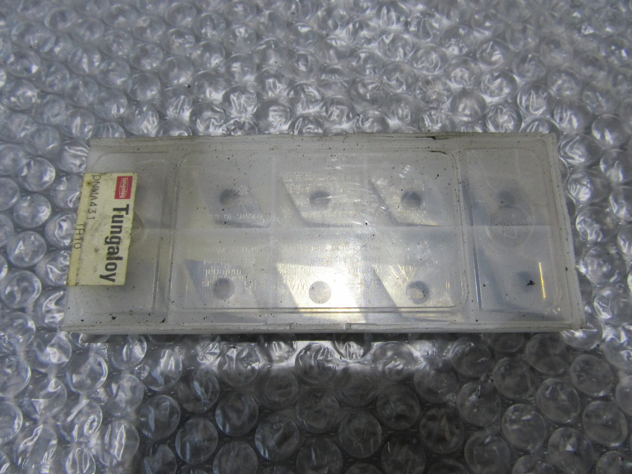 タンガロイ/東芝タンガロイ チップ DNMA150404 TH10 / TUNGALOY Insert DNMA150404 TH10 TQ230154