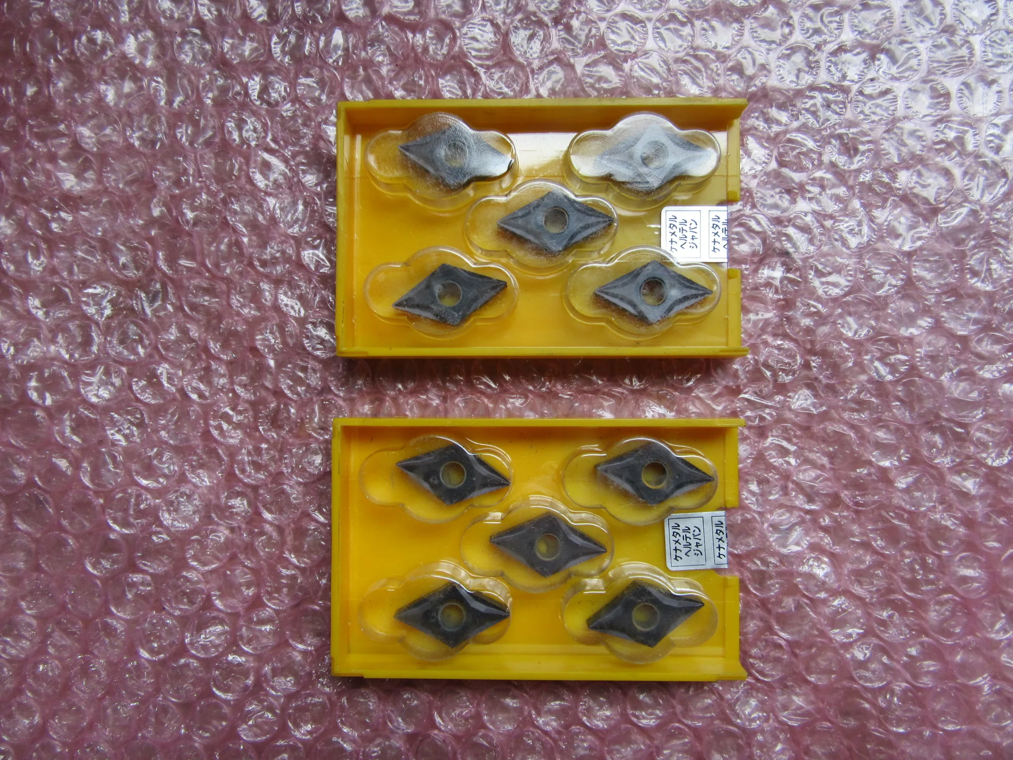 KENNAMETAL/ケナメタル チップ 2個 DNGP150404K ML70 / KENNAMETAL DNGP150404K ML70 TQ250022