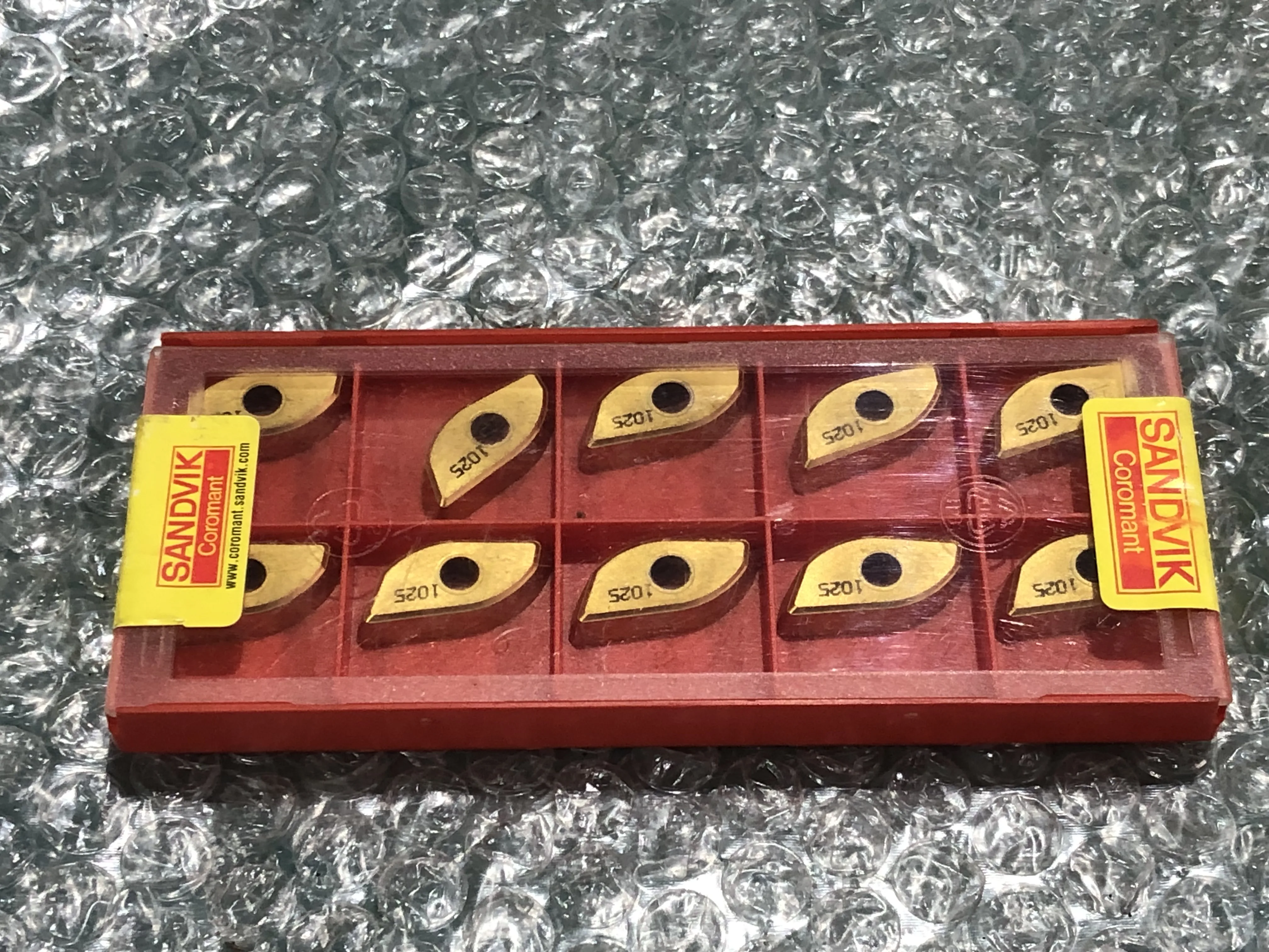 SANDVIK/サンドビック チップ R216-25 04 M-M 1025 P10 M15 / SANDVIK R216-25 04 M-M 1025 P10 M15 TQ250054