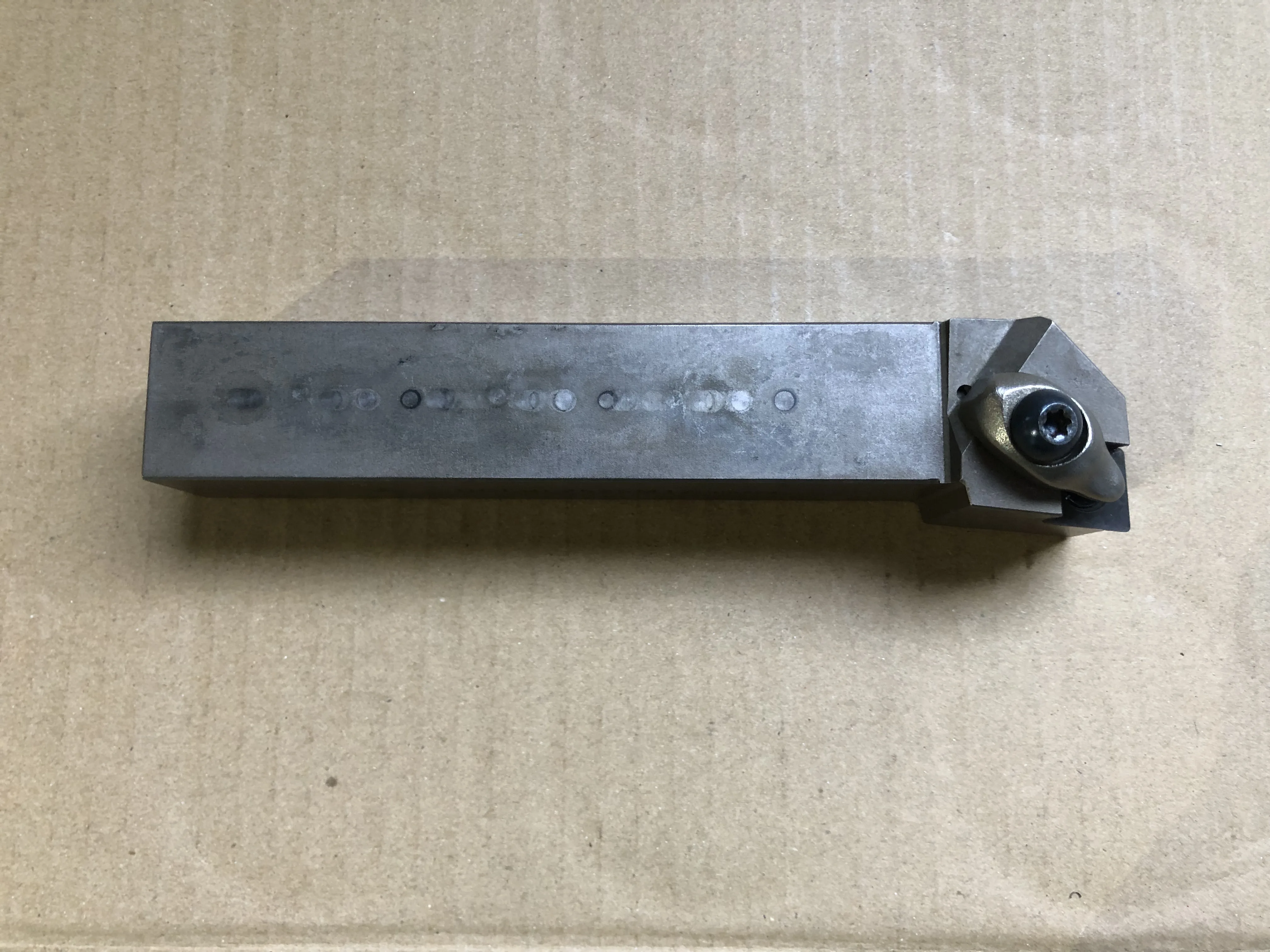 三菱マテリアル バイトホルダー DCLNL2525M12 / MITSUBISHI MATERIALS DCLNL2525M12 TQ250199