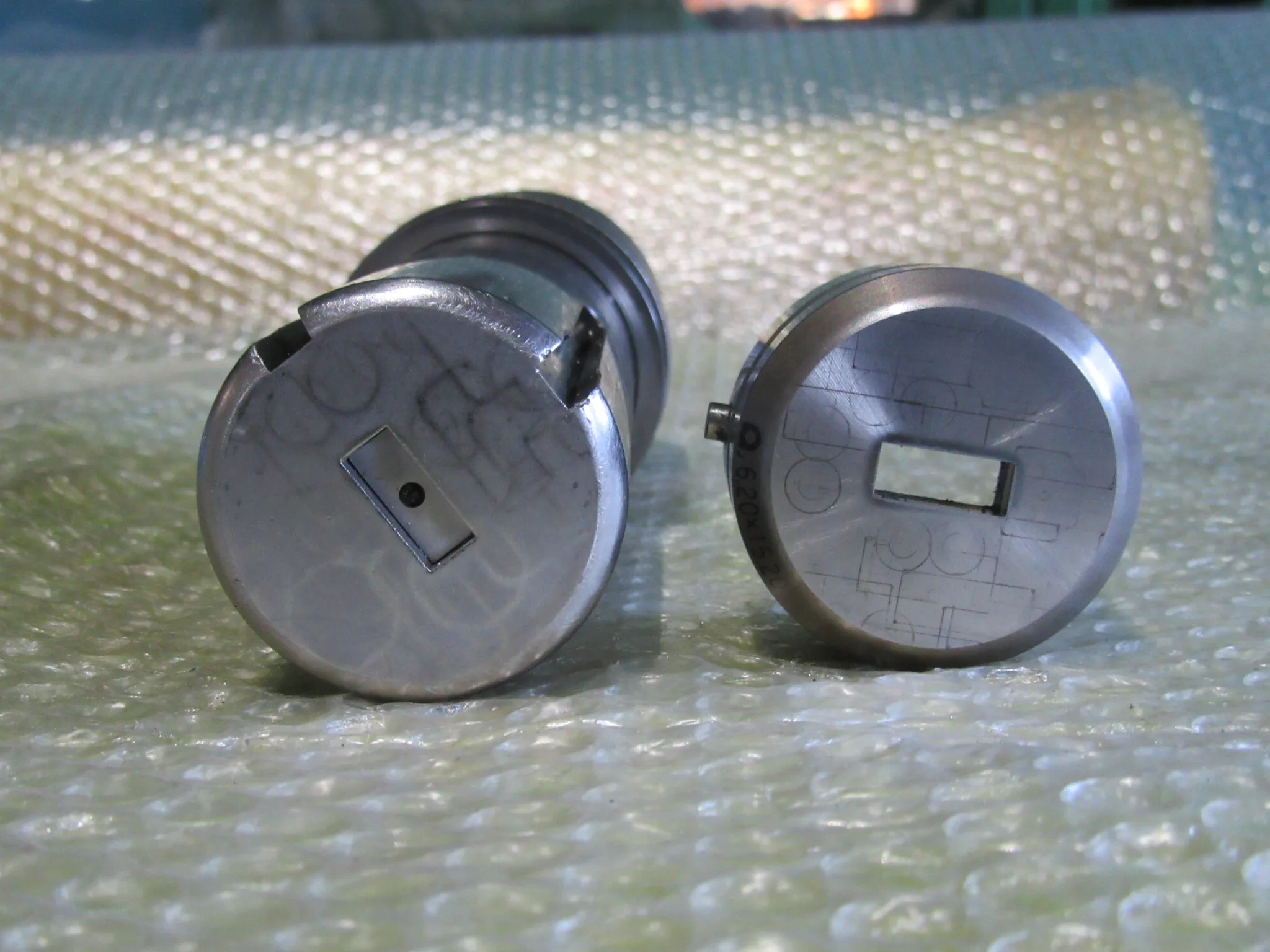 アマダ タレパン金型（ロング/セット） パンチ6.00*15.00 ダイ6.20*15.20 / AMADA Turret Punch & Die Set (Long) パンチ6.00*15.00 ダイ6.20*15.20