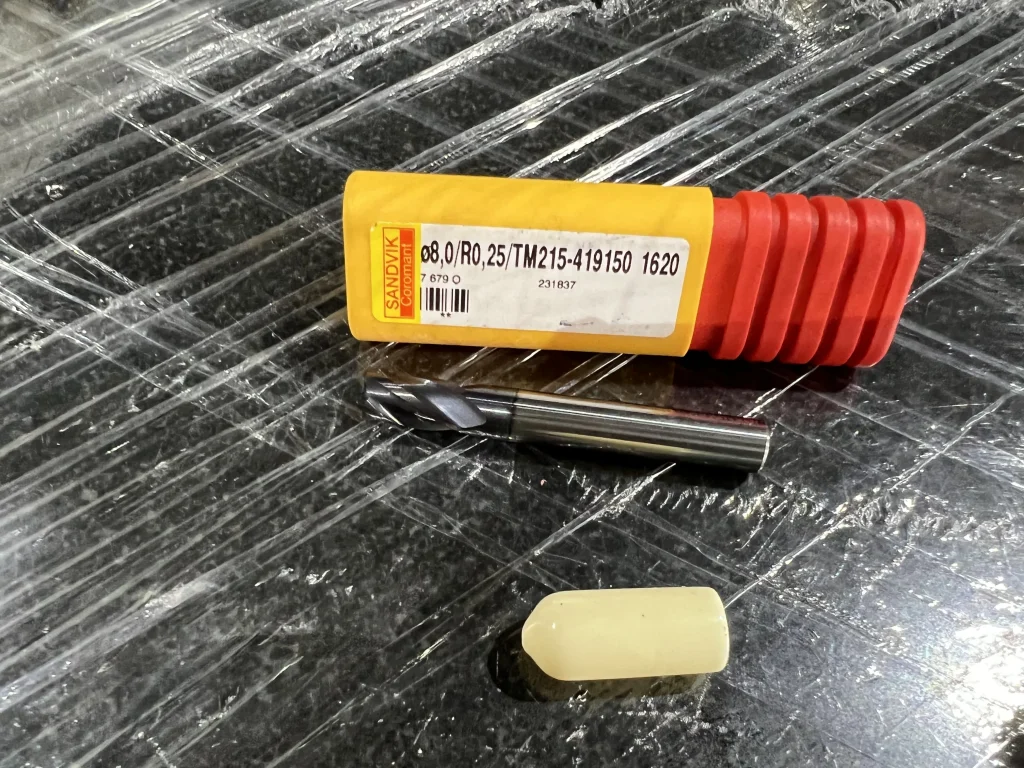 SANDVIK/サンドビック コロミルプルーラ TM215-419150 1620 / SANDVIK CoroMill Plura 4-Flute Radius End Mill TM215-419150 1620 TR220045
